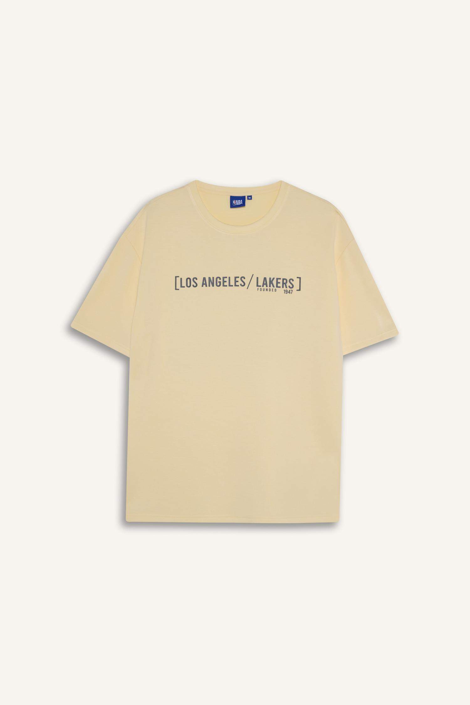 Футболка NBA Los Angeles Lakers Relax Fit с круглым вырезом и коротким рукавом