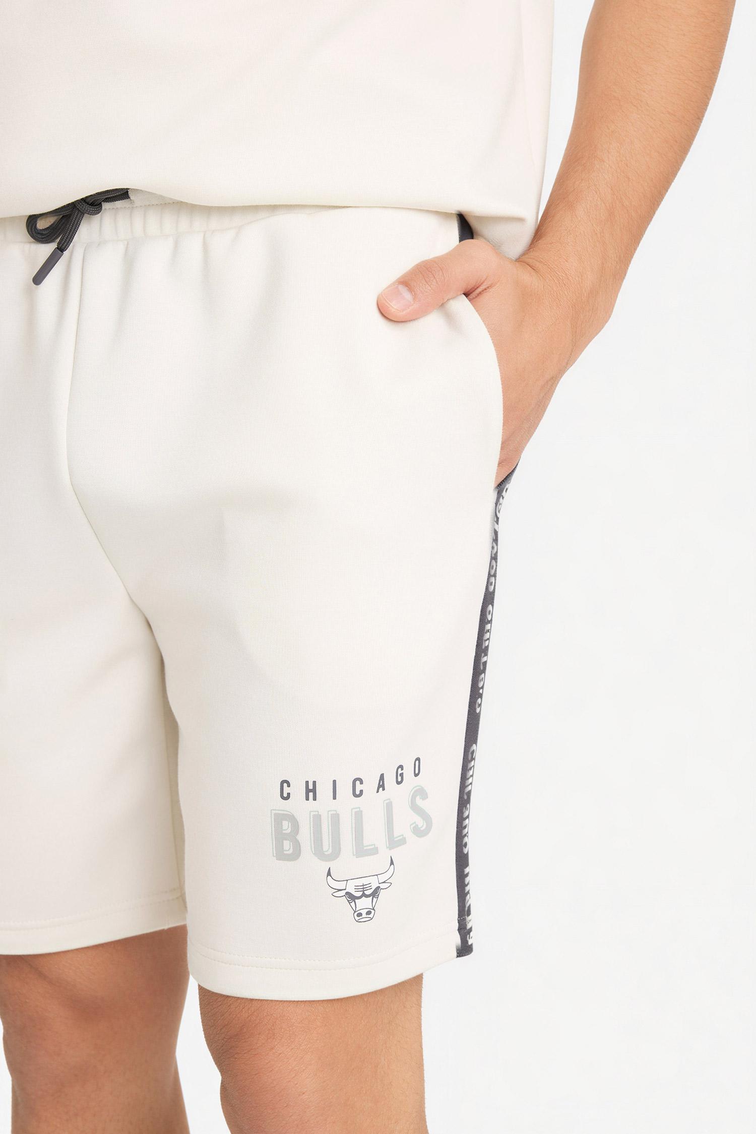 DeFacto Ultra Yumuşak NBA Chıcago Bulls Standart Fıt Şort görsel 7