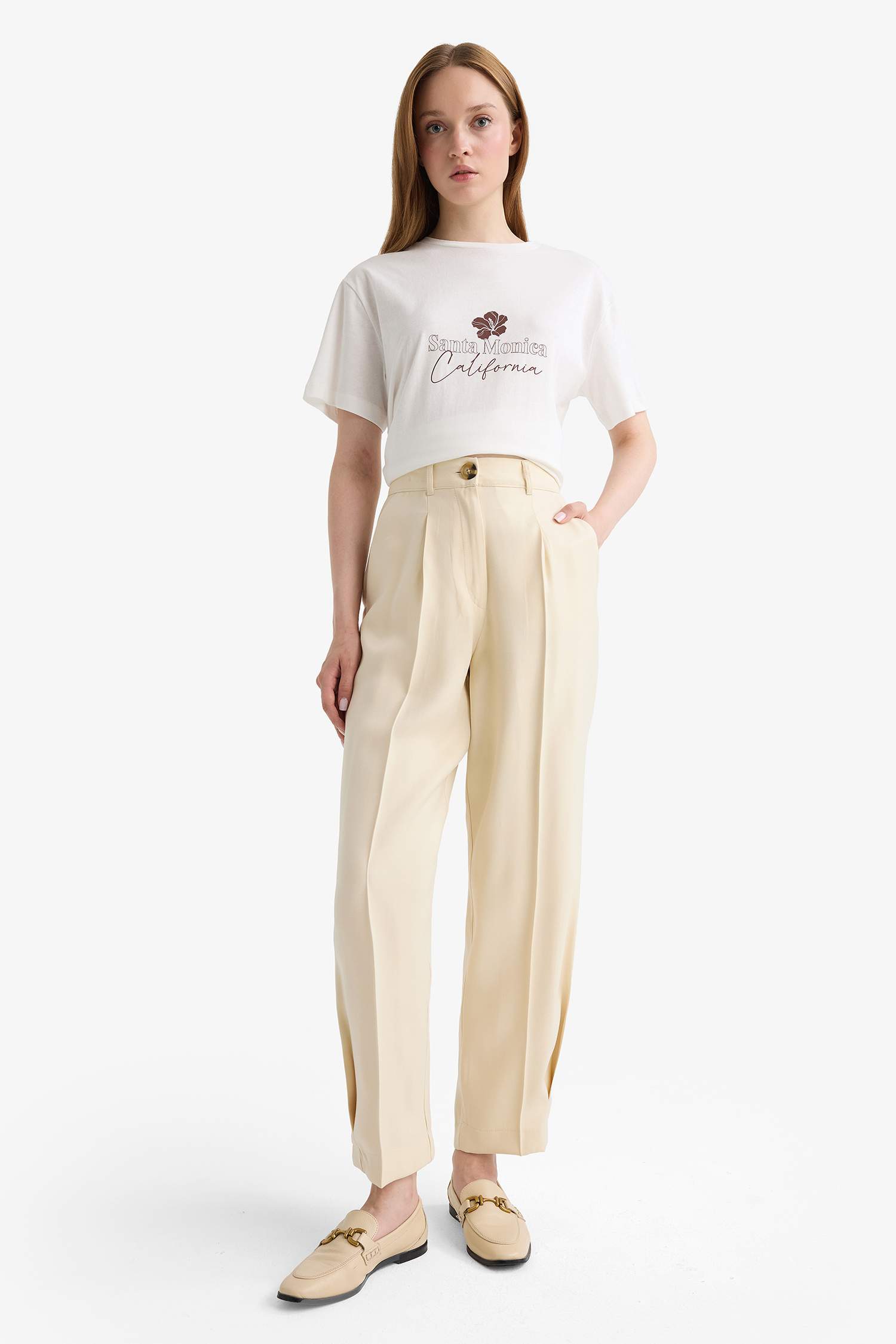 Regular Fit Bisiklet Yaka Çiçek Baskılı Kısa Kollu Tişört