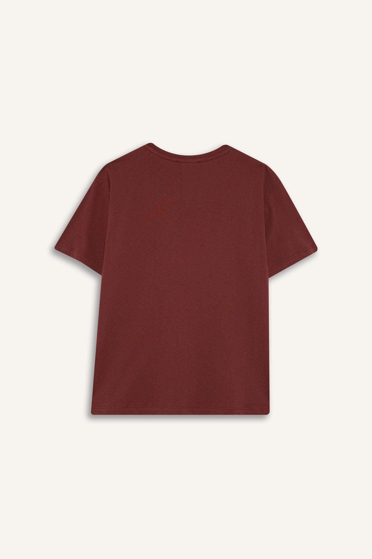 تيشيرت قصة عادية بياخة مستديرة بطبعة نخيل