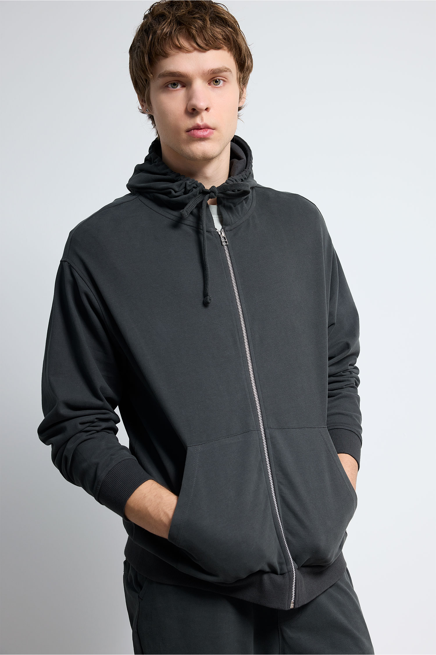 DeFacto Ultra Yumuşak %100 Pamuk RELAX FIT Fermuarlı Sweatshirt görsel 3
