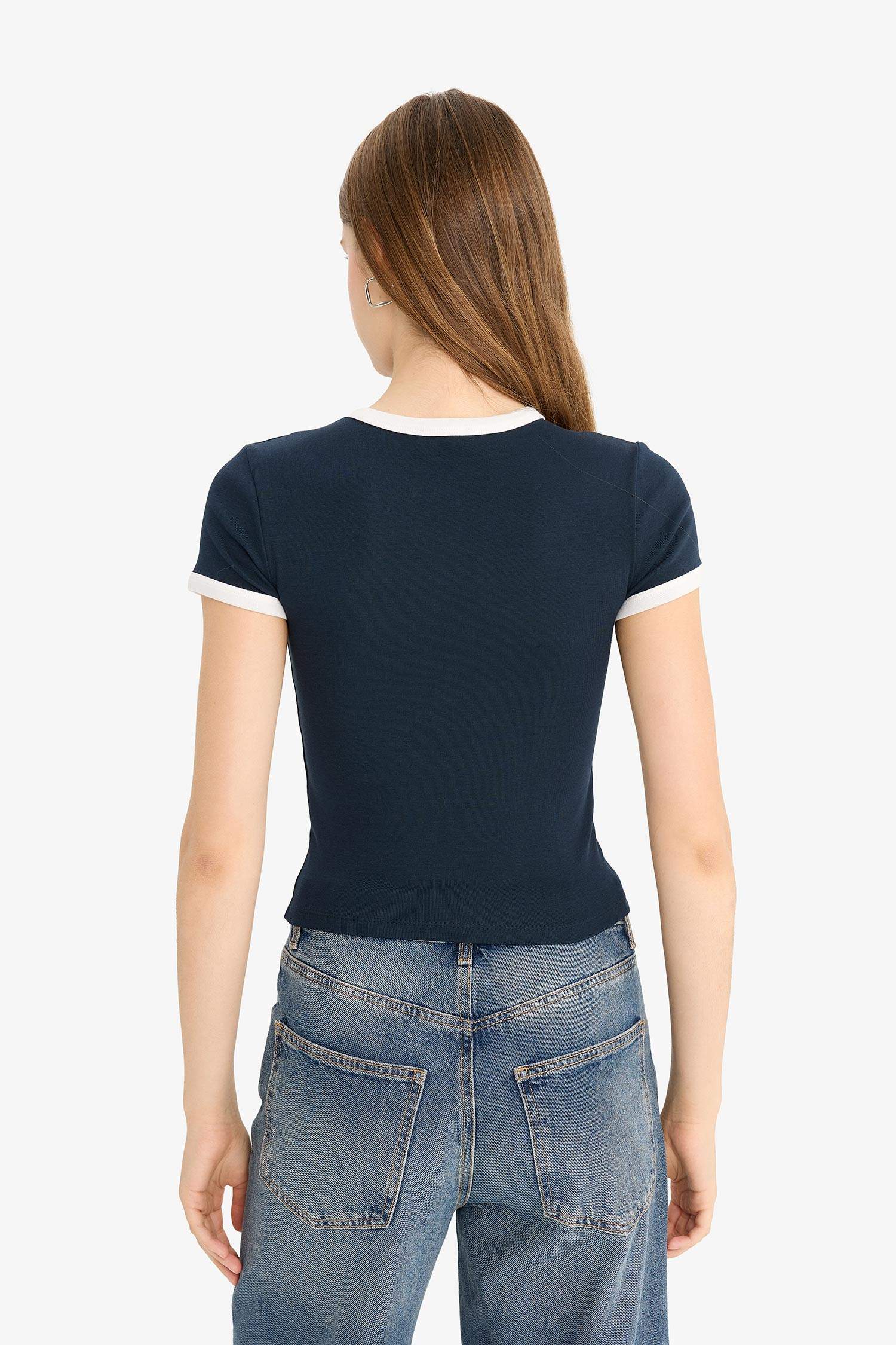 Fitted Bisiklet Yaka Ribana Kısa Kollu Tişört