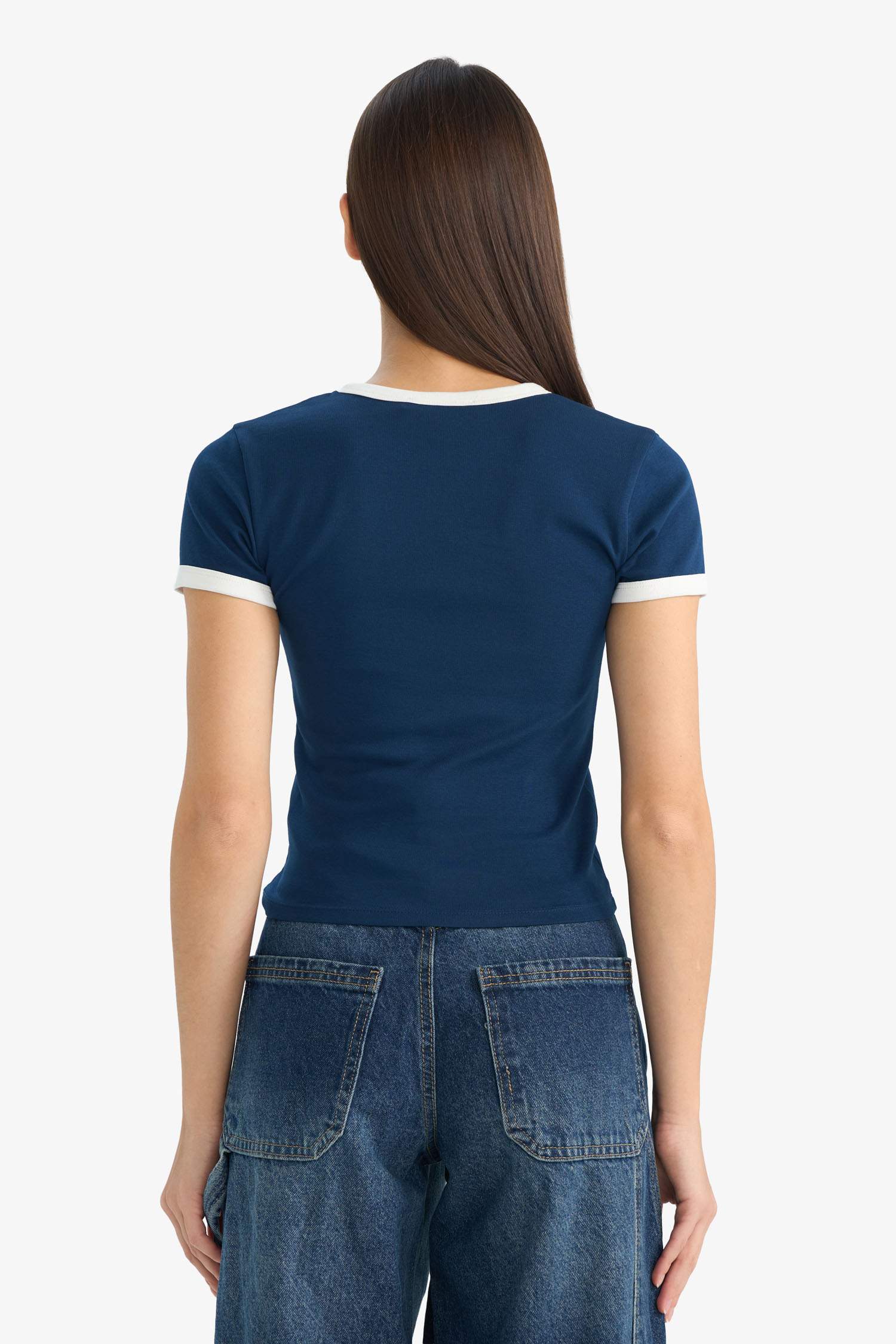 Fitted Bisiklet Yaka Ribana Kısa Kollu Tişört