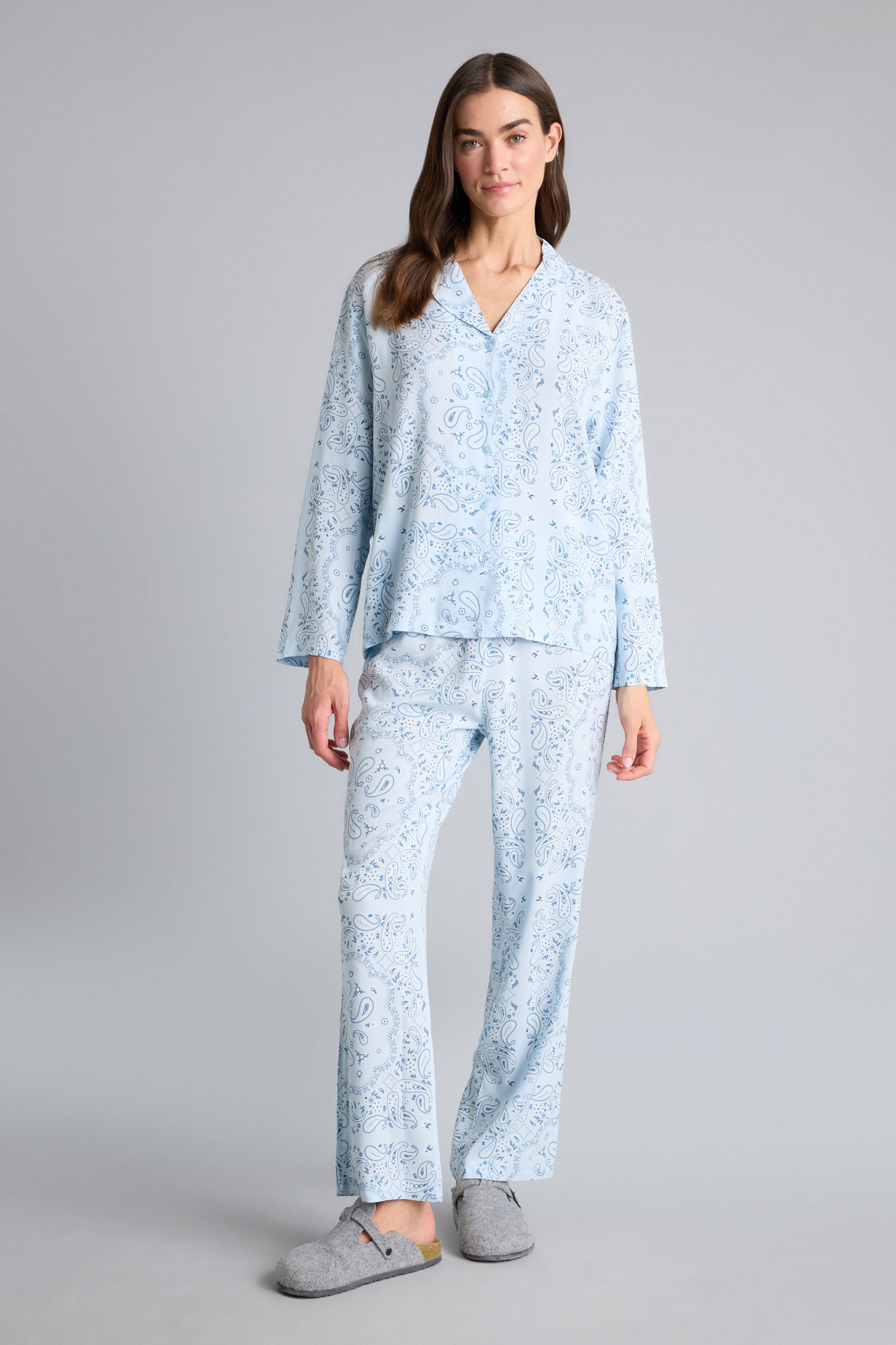 DeFacto Regular Fit Desenli Uzun Kollu Üst Uzun Alt Pijama Takımı görsel 2