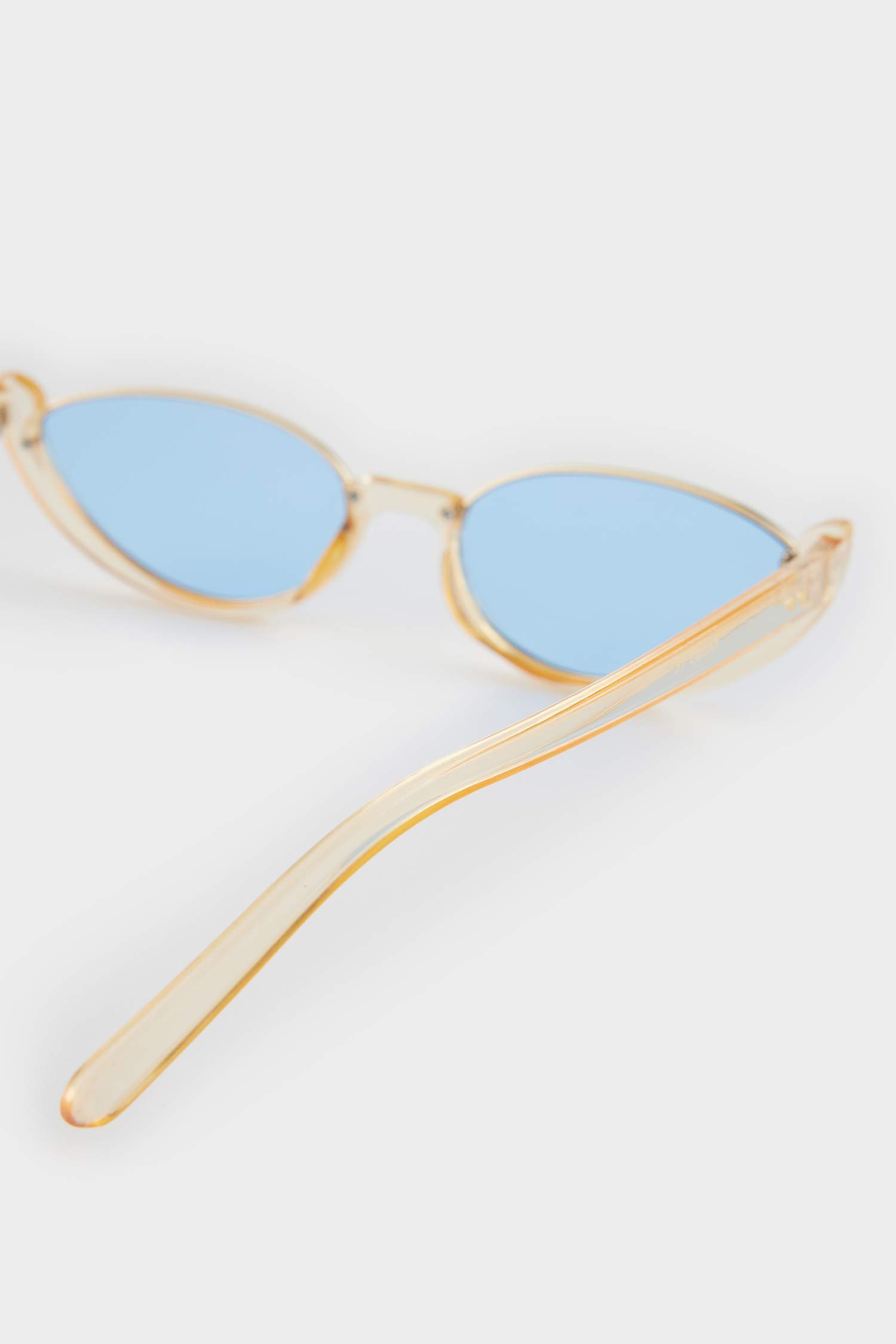 Kadın Kedi Gözü Güneş Gözlüğü