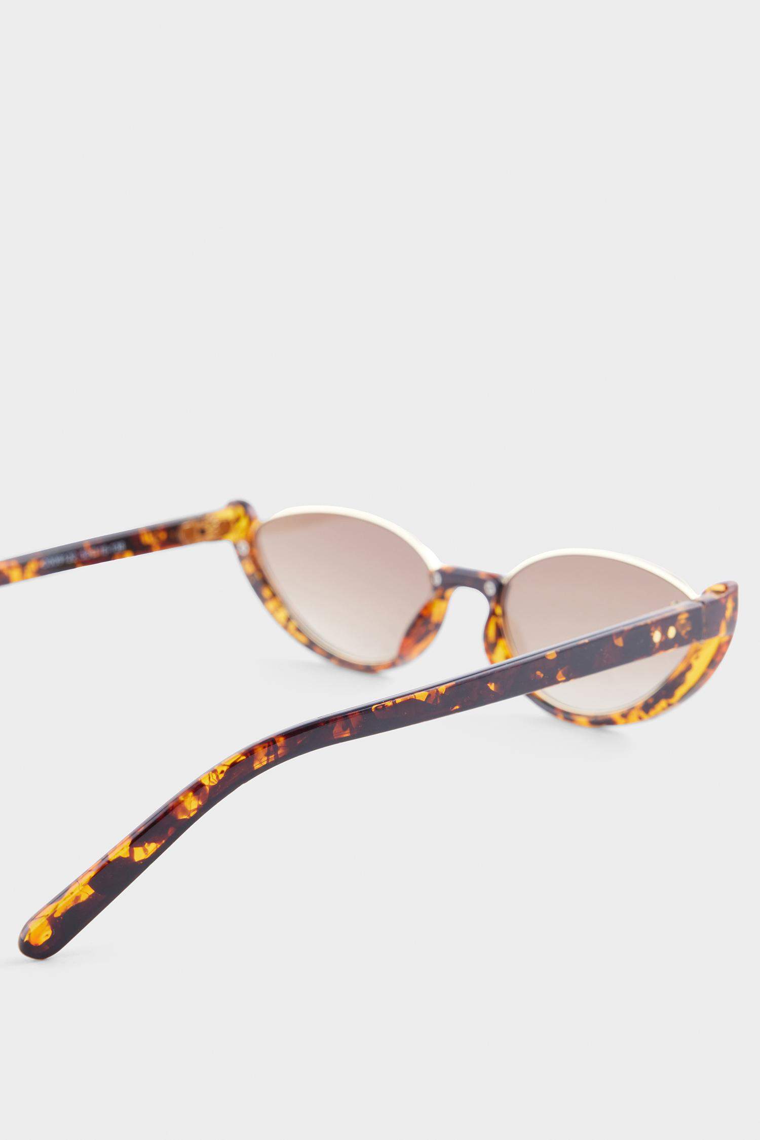 DCEY x DeFacto Kadın Kedi Gözü Formunda Leopar Güneş Gözlüğü