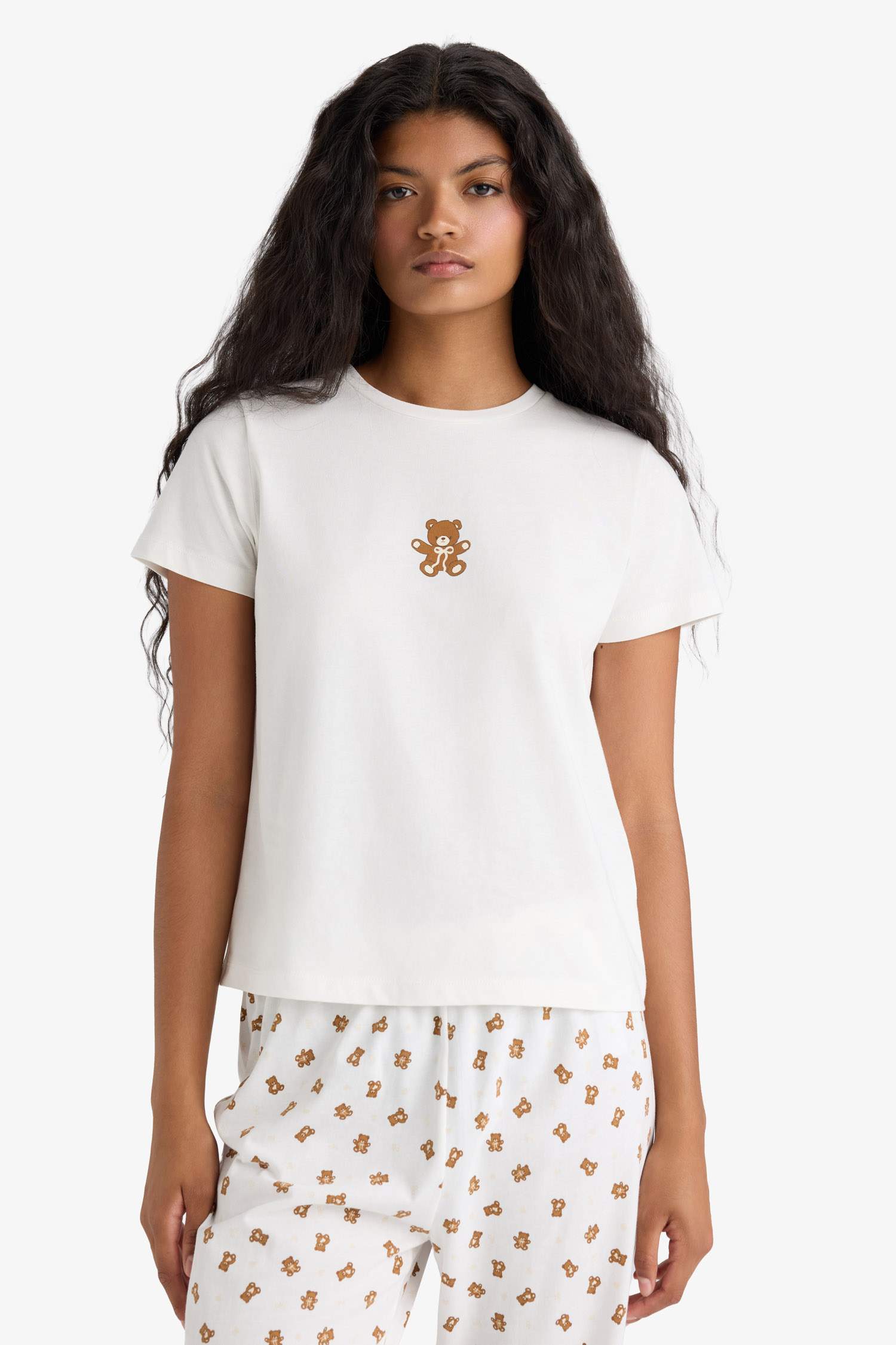 طقم قصة عادية بأكمام قصيرة من قطعتين