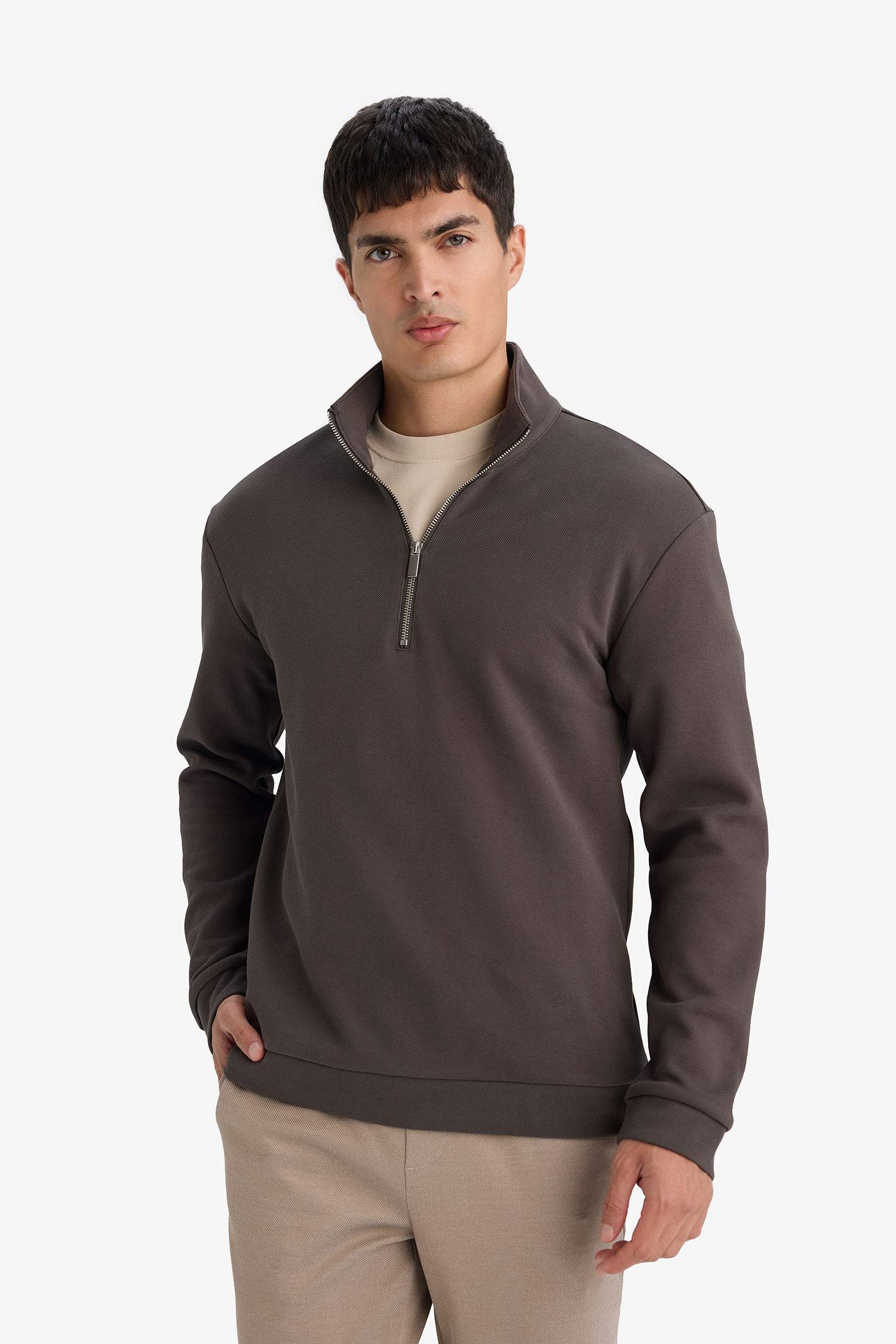 Regular Fit тік жағалы свитшот