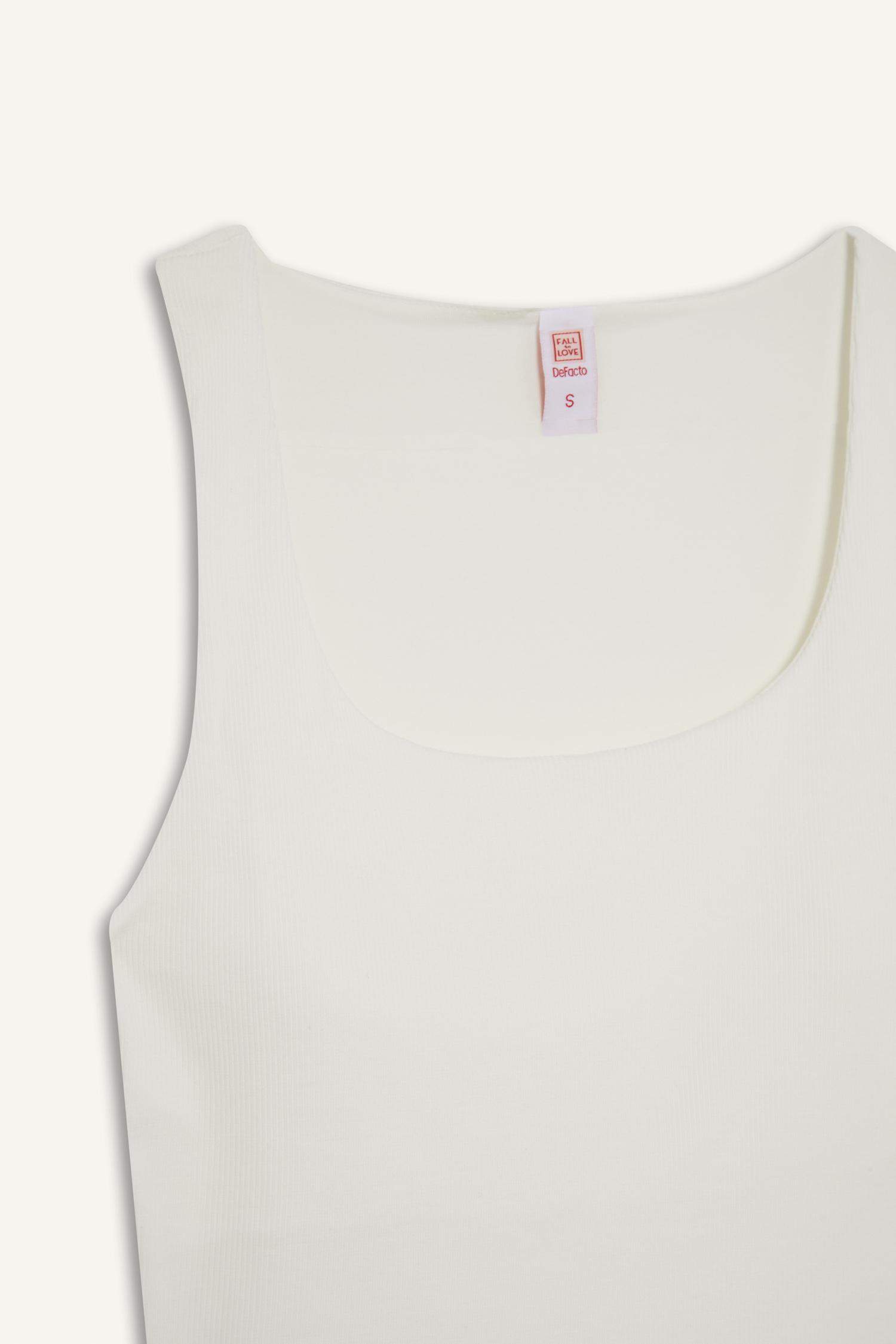 İçi Sütyen Kaplı Atlet-Fall in Love Loungewear