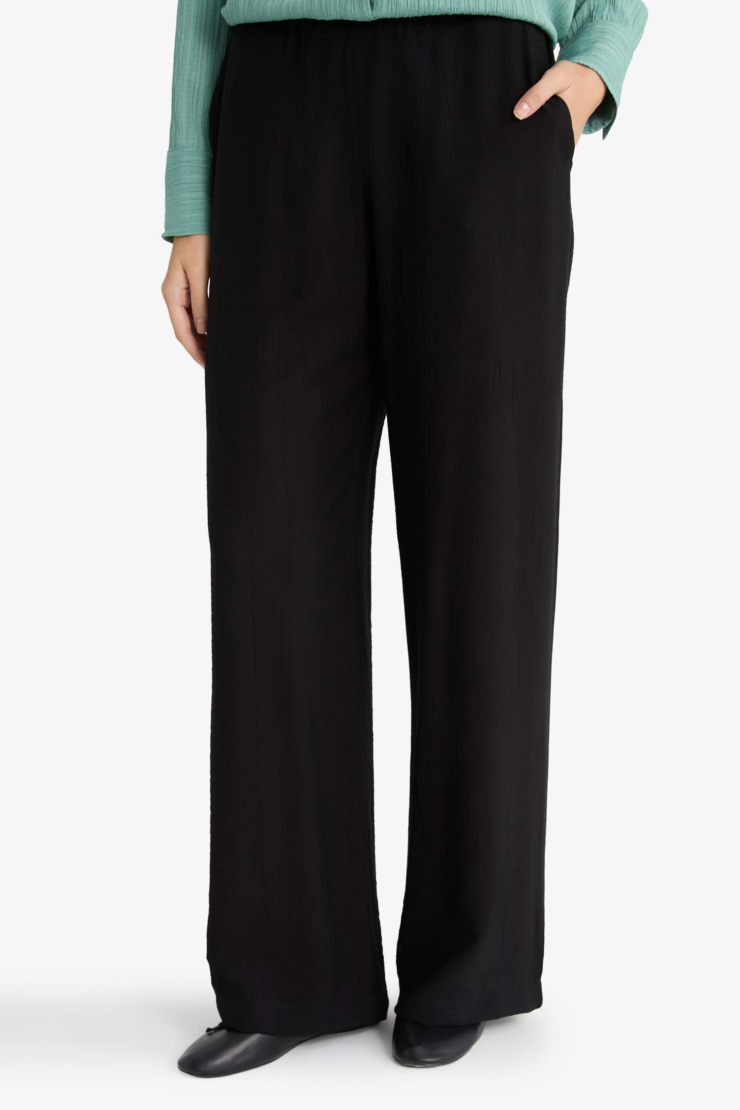 Regular Fit Crinkle Fabric Trousers