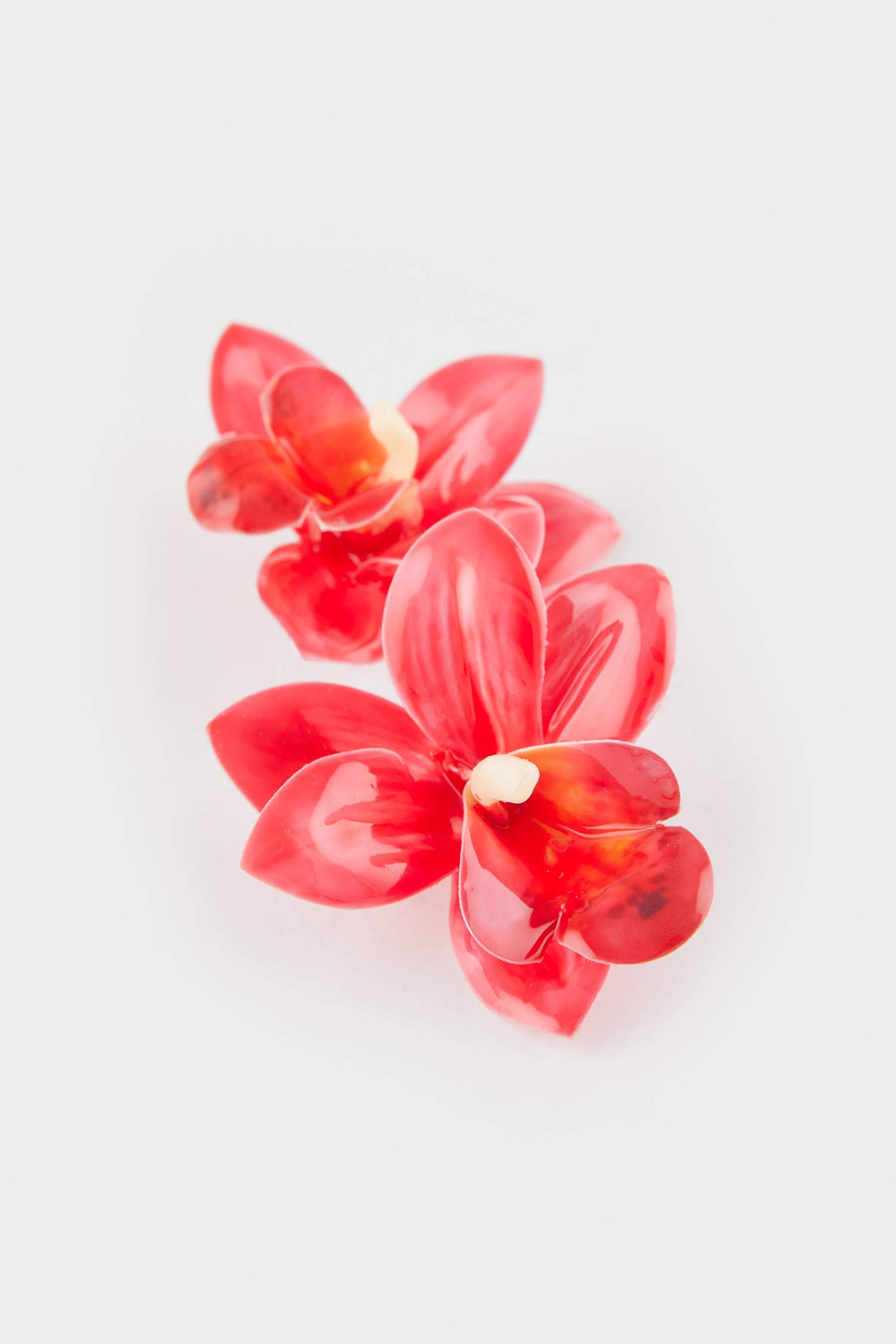 Kadın Kırmızı Çiçek Küpe