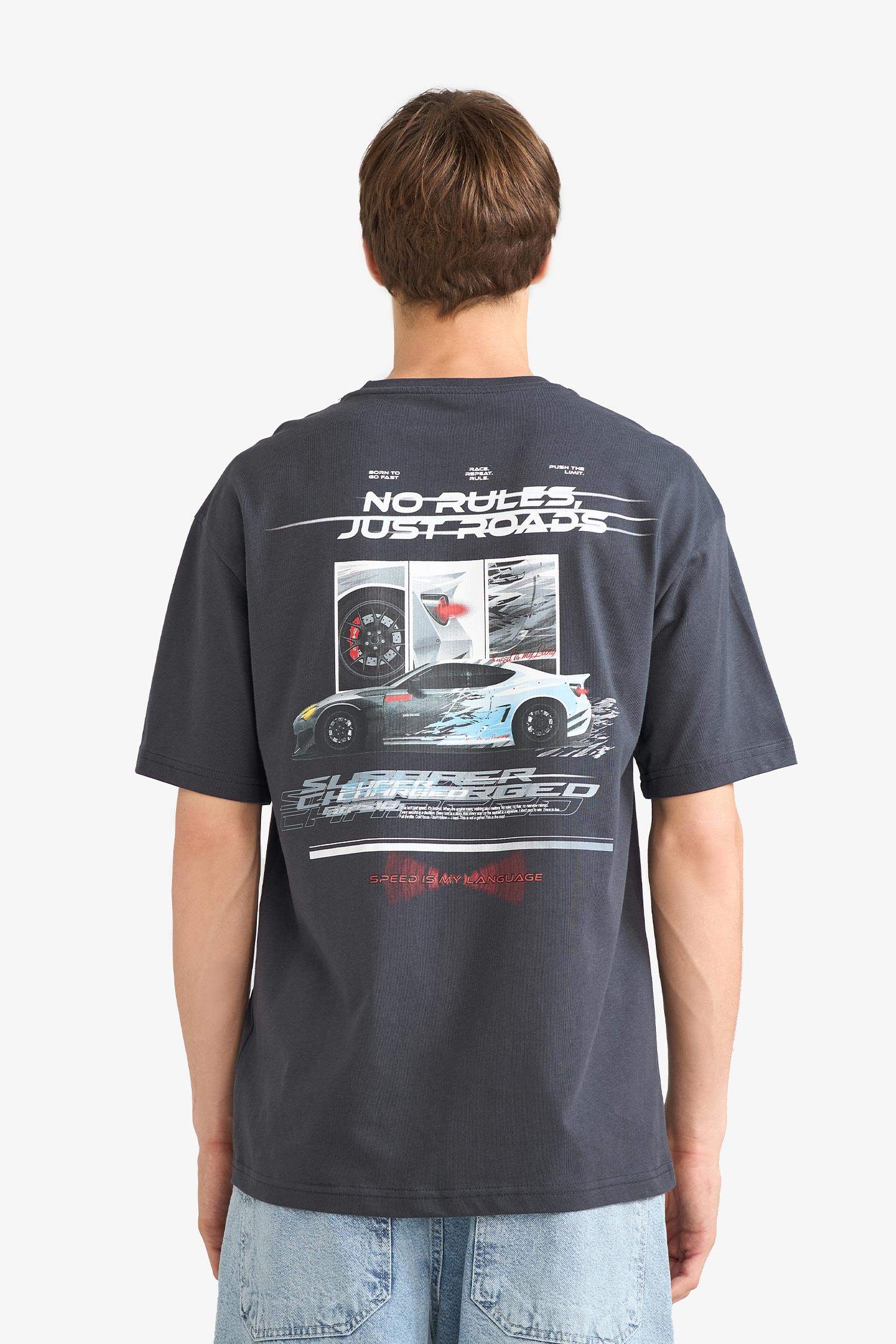 Boxy Fit Bisiklet Yaka Sırt Baskılı Kısa Kollu Tişört