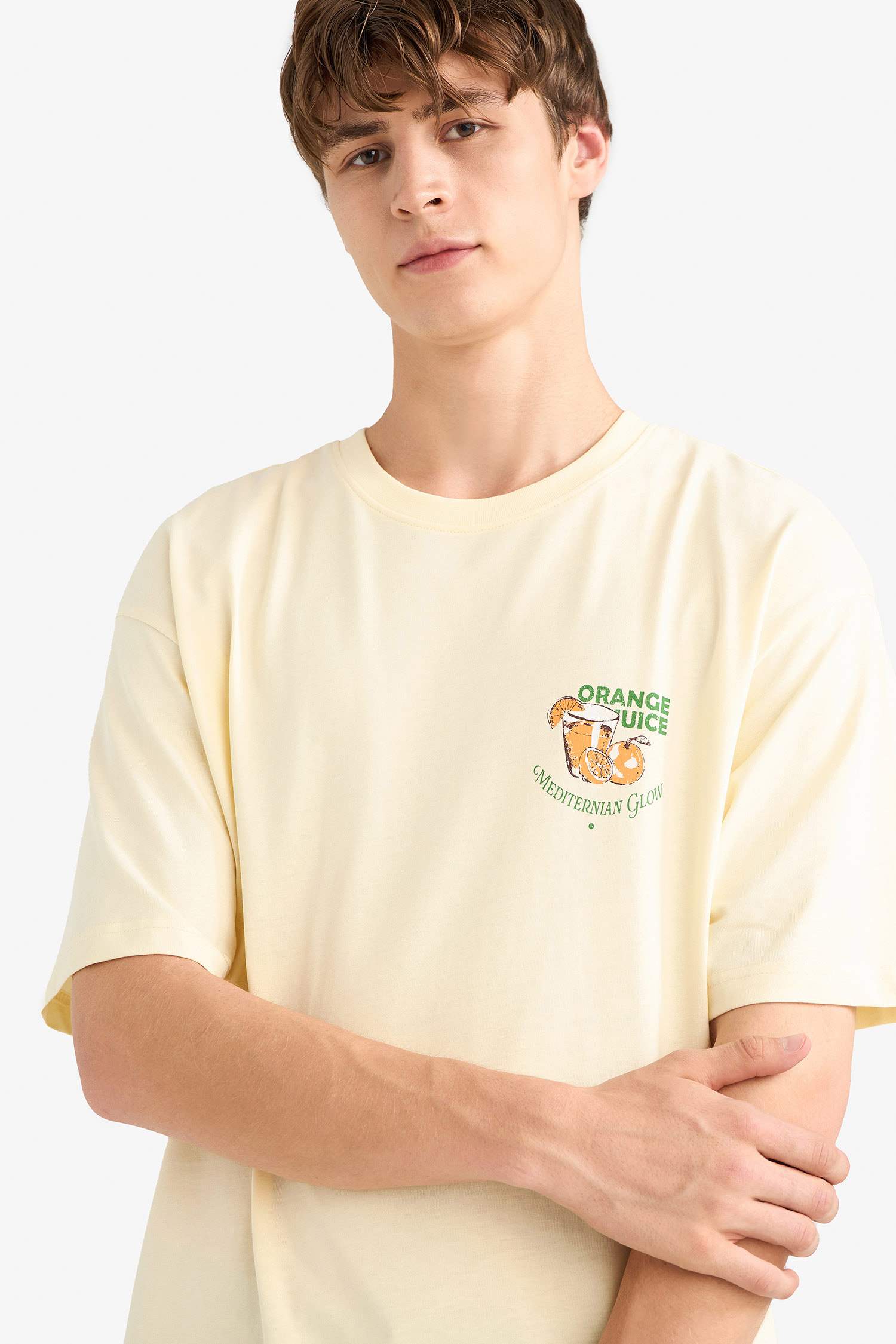 Boxy Fit Bisiklet Yaka Sırt Baskılı Kısa Kollu Tişört