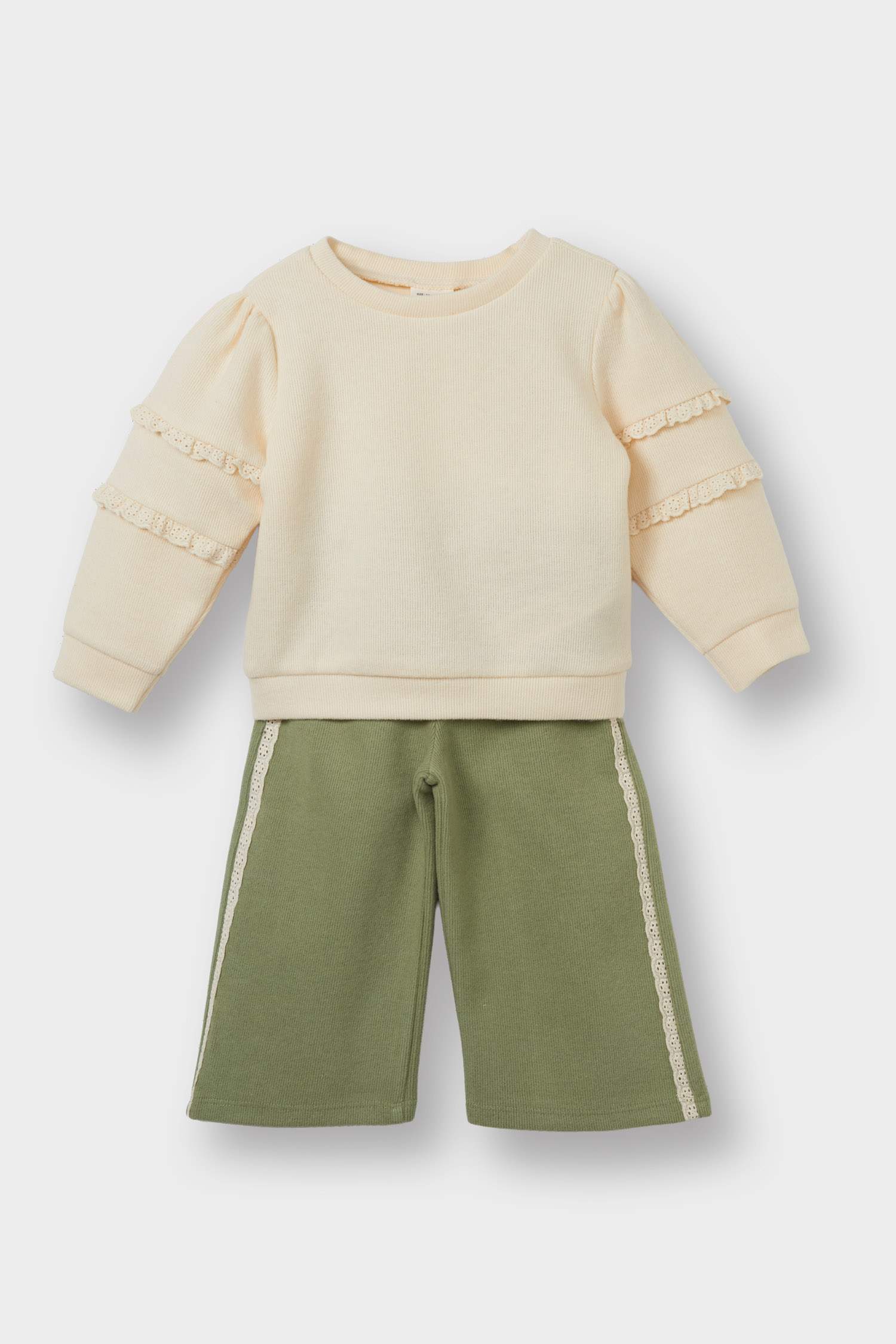 طقم بياقة مستديرة من قطعتين