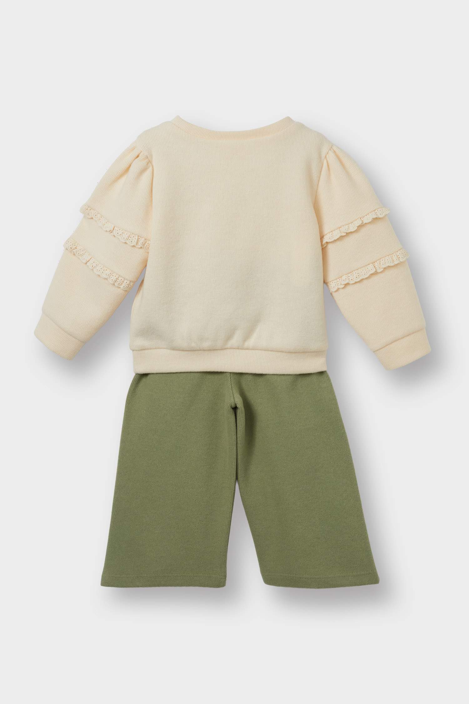 طقم بياقة مستديرة من قطعتين