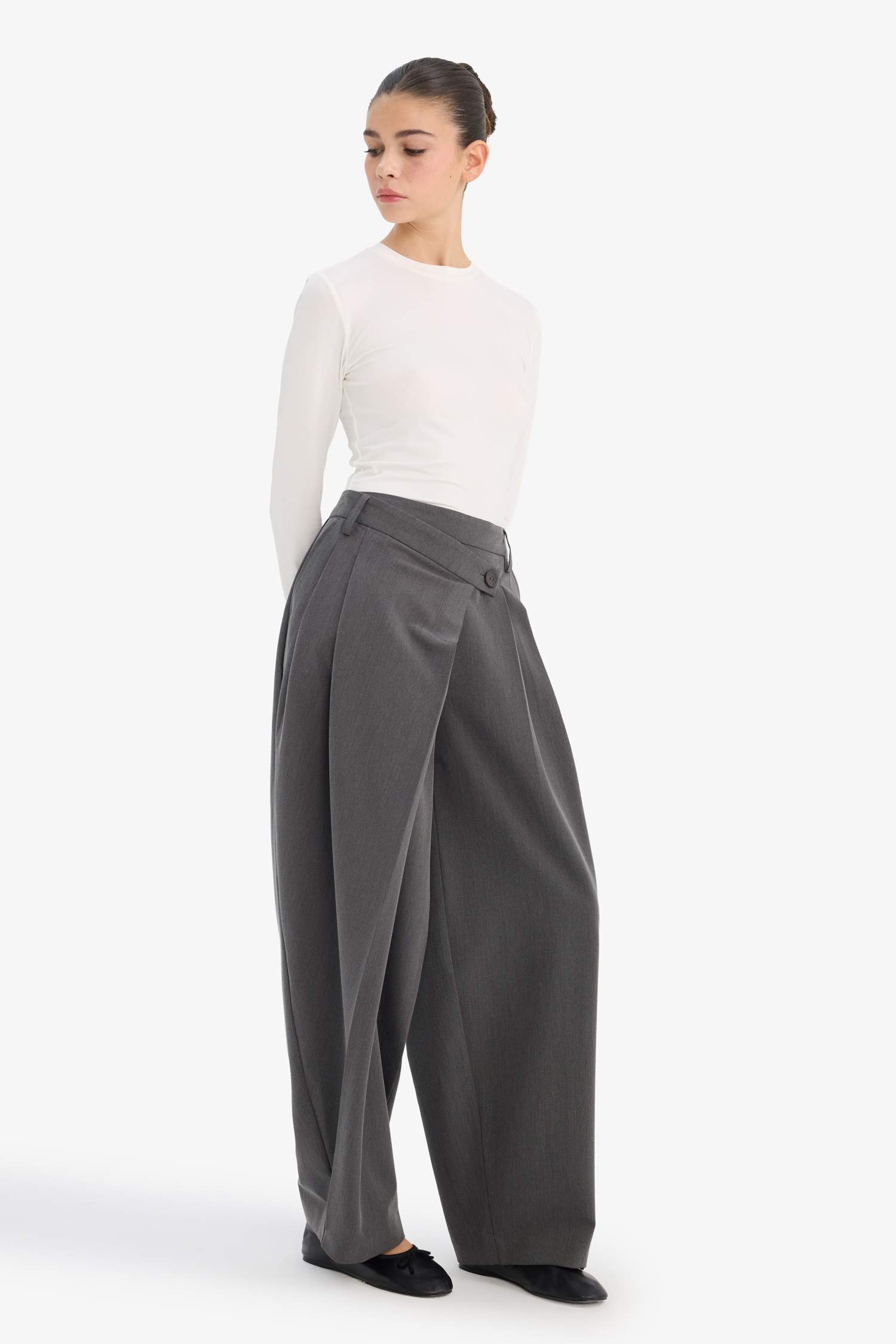 Baggy Fit қос қалталы орташа белді стандартты ұзындықтағы шалбар