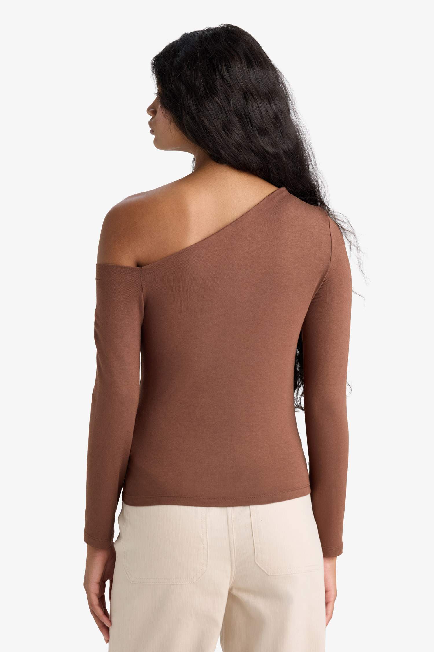 تيشيرت كم طويل سليم فيت بكتف واحد