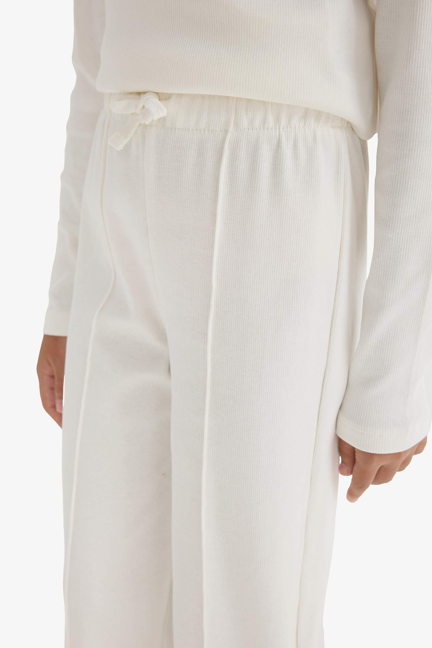 Girl Ribbed Camisole T-Shirt Sweatpants 2 Piece Set