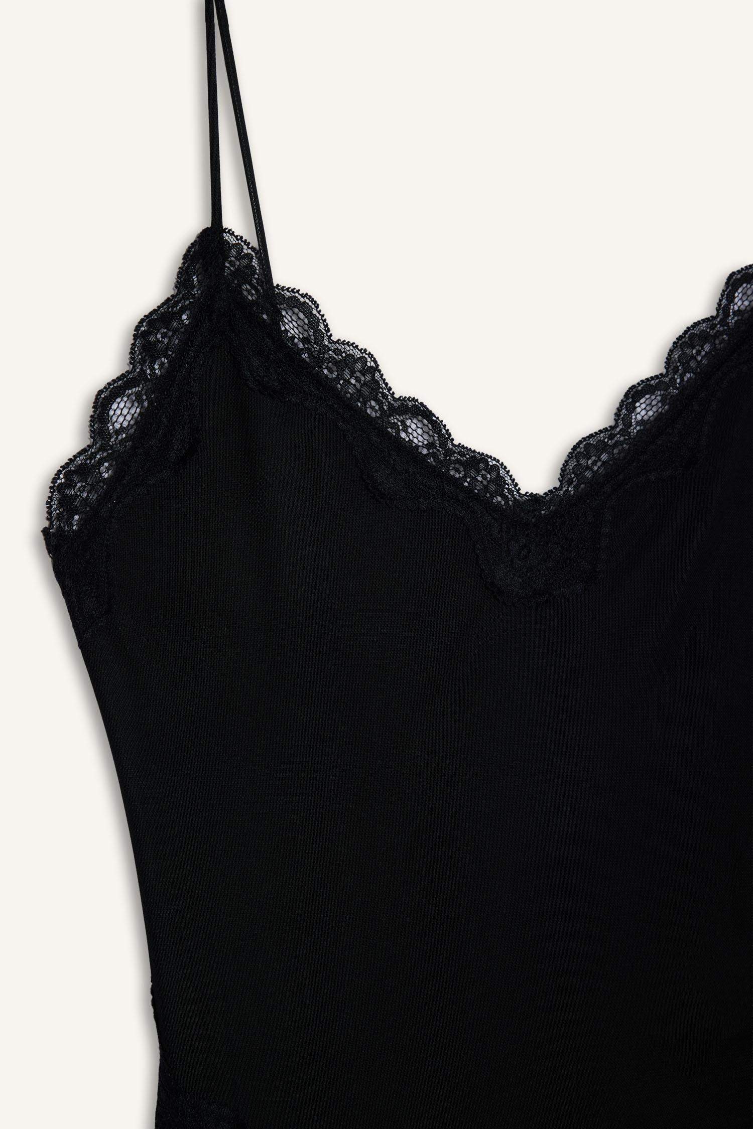 V-Neck Tulle Midi Dress