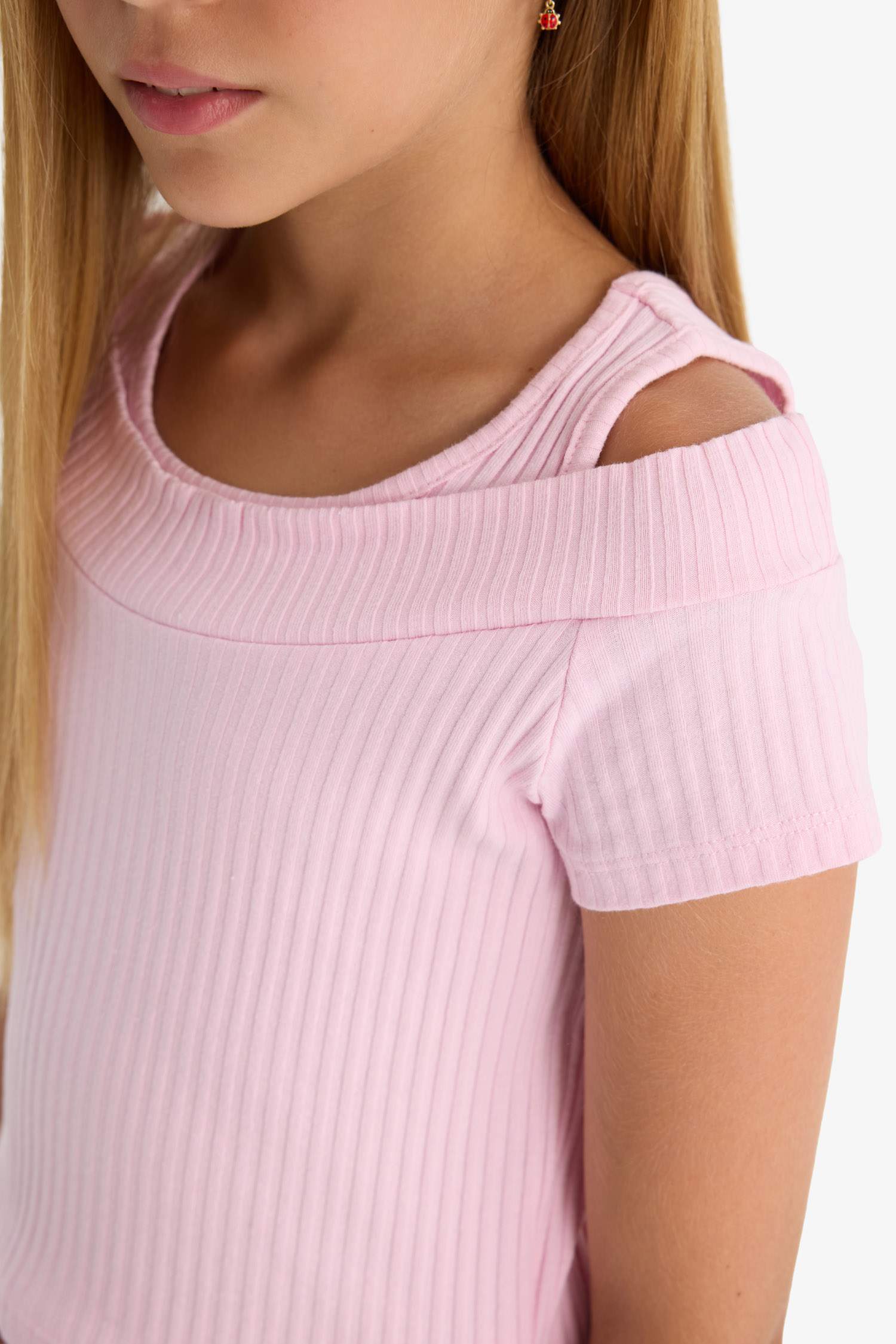 تيشيرت بناتي مطبوع قصة عادية