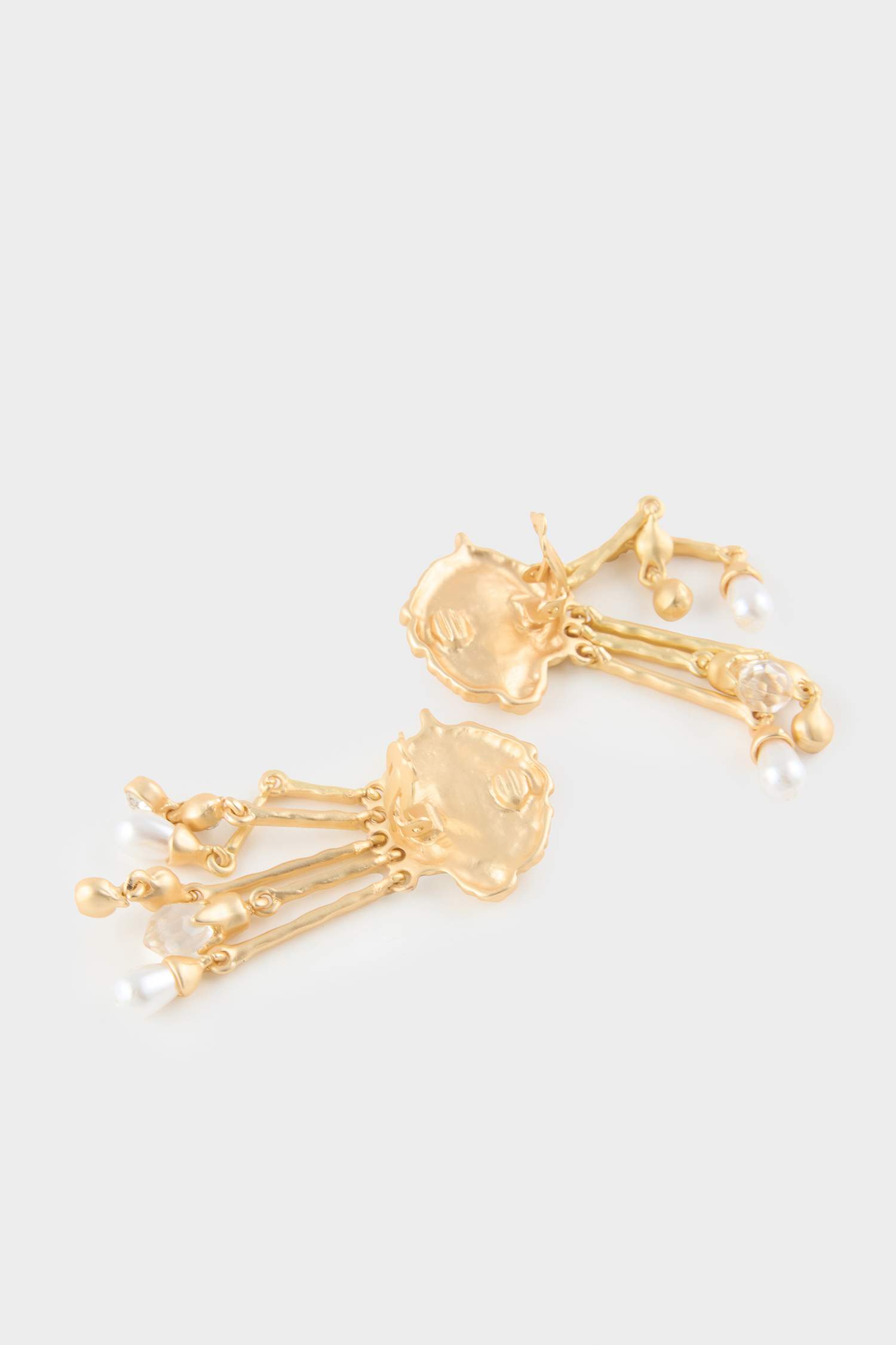 Kadın Nazar Temalı Sallantılı Gold Küpe