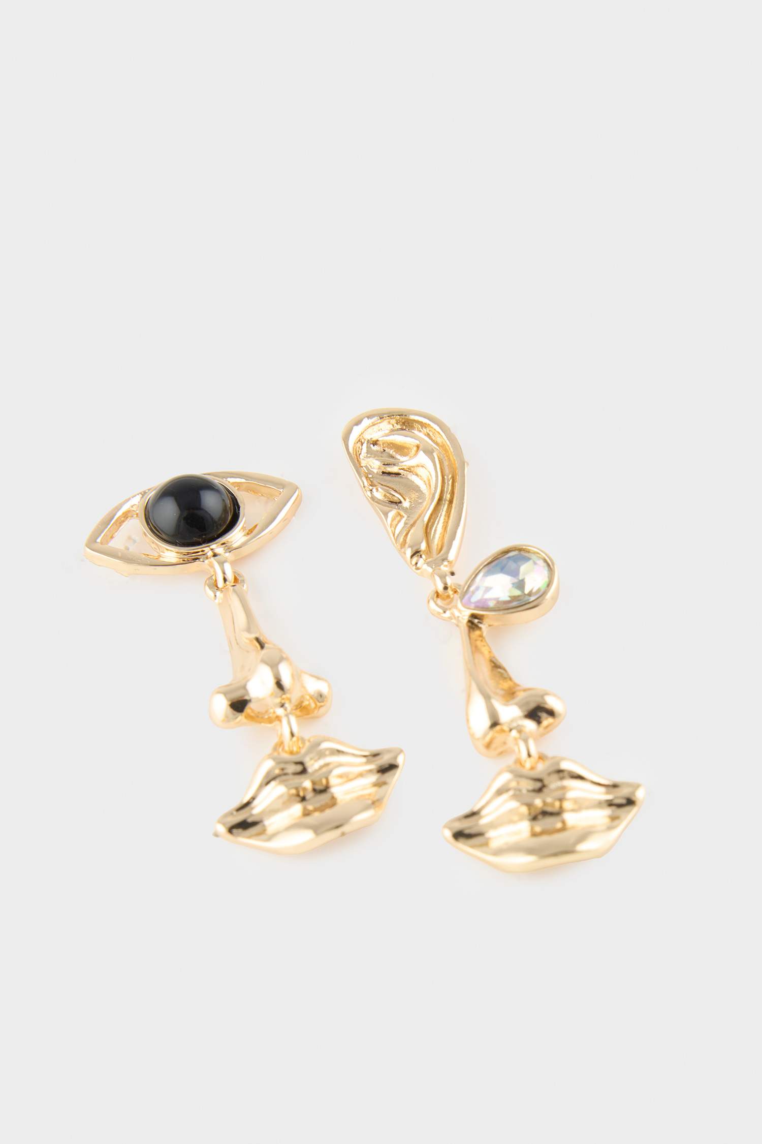 Kadın Nazar Temalı Gold Küpe