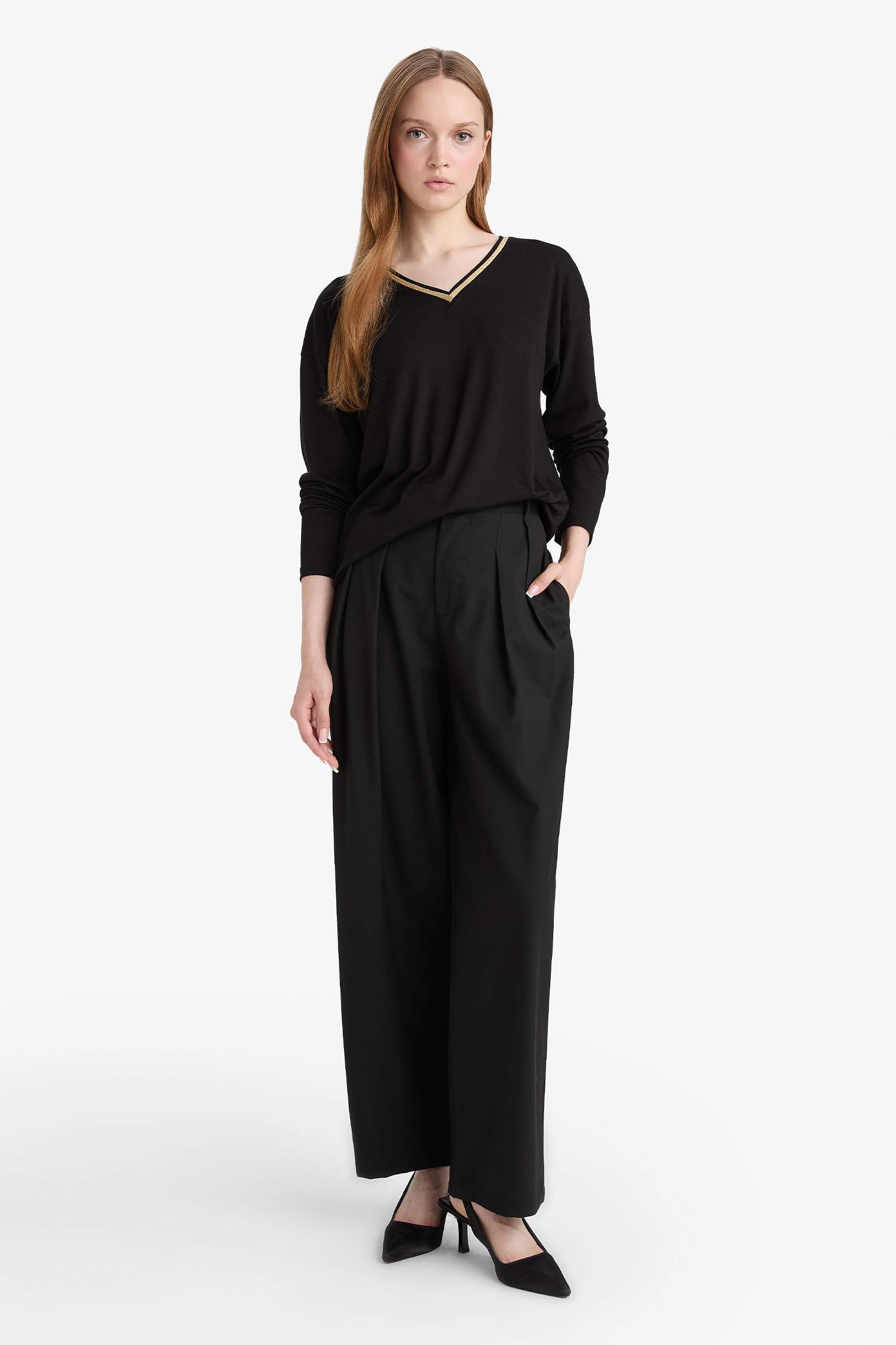 T-shirt à col en V et manches longues Coupe régulière