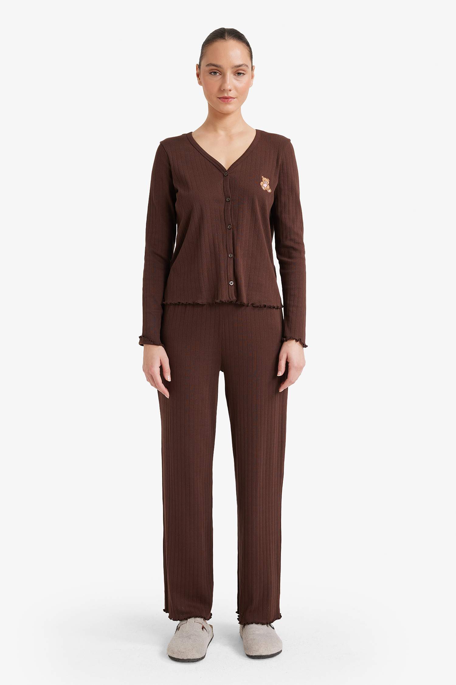 Ensemble pyjama boutonné motif ourson haut à manches longues et Pantalon