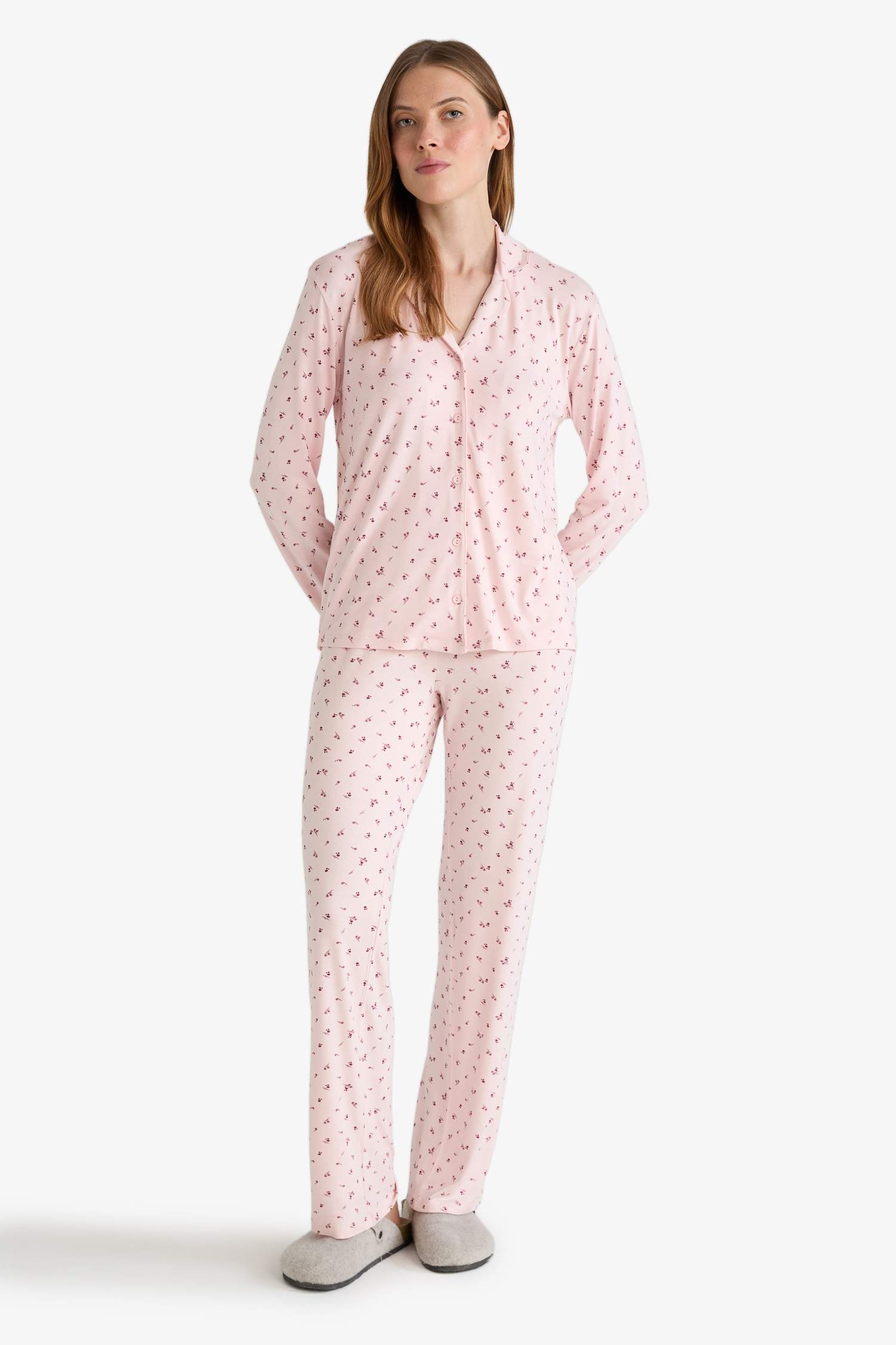 طقم قصة عادية من قطعتين