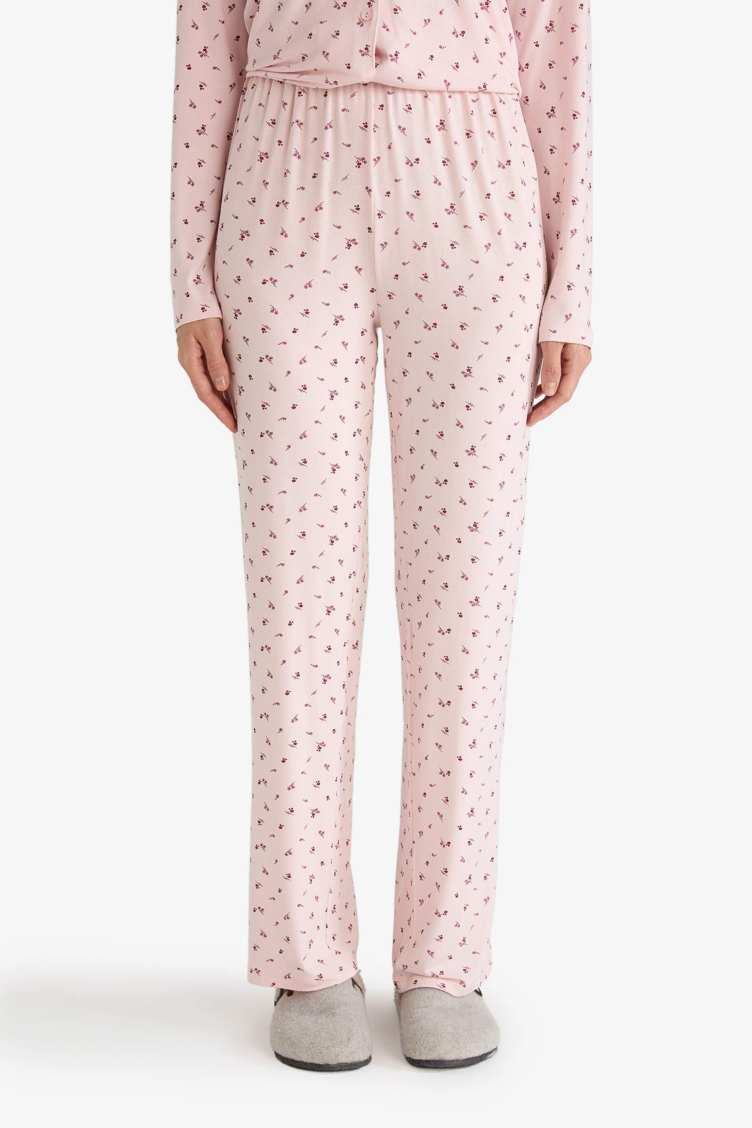 طقم قصة عادية من قطعتين