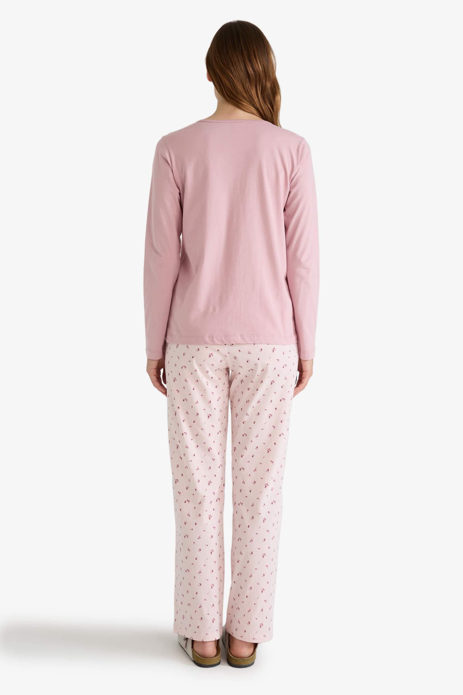 Fall in Love Regular Fit Top Bottom 2 Piece Pajama Set