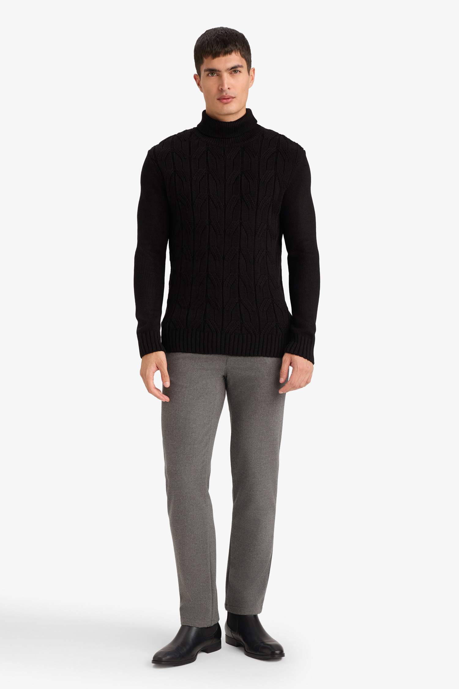 Pull en tricot à col montant Coupe standard