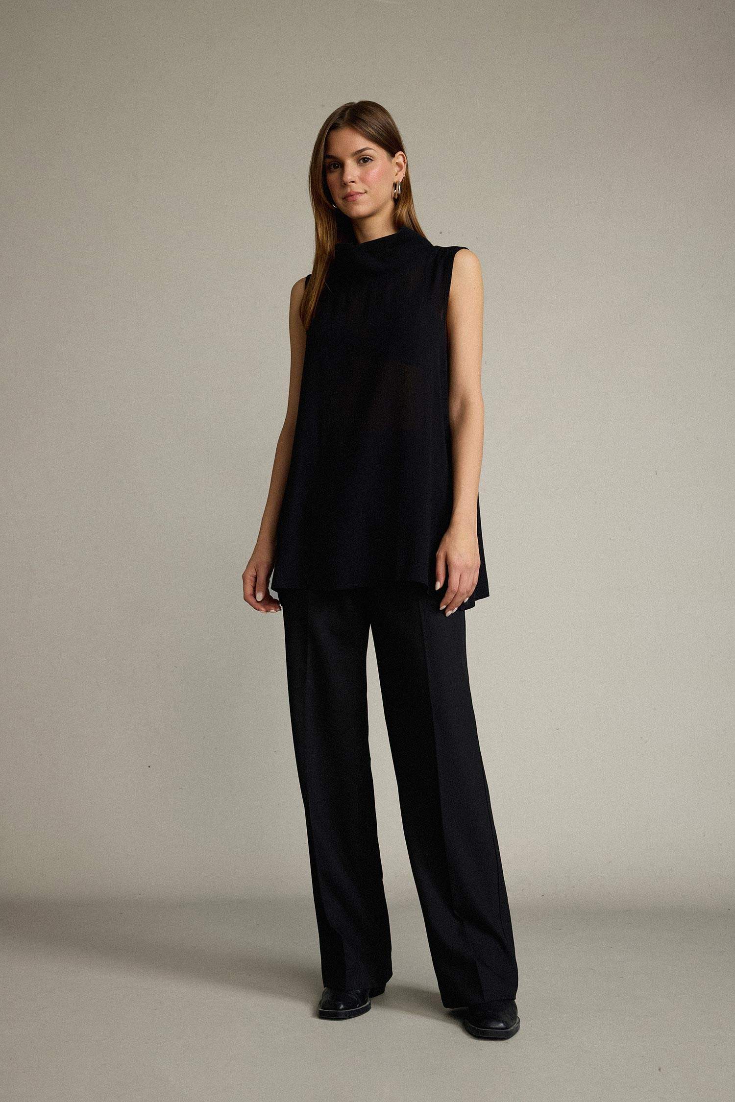 Relax Fit Balıkçı Yaka Twill Kolsuz Bluz