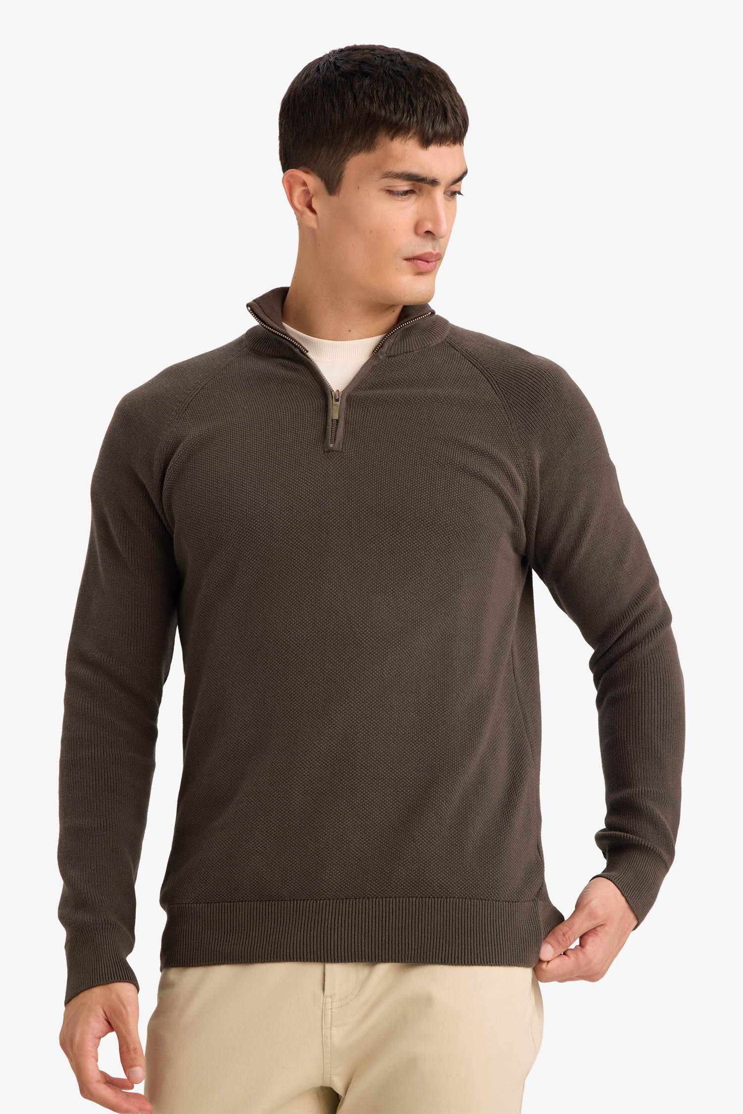 Standard Fit Knitwear Pullover