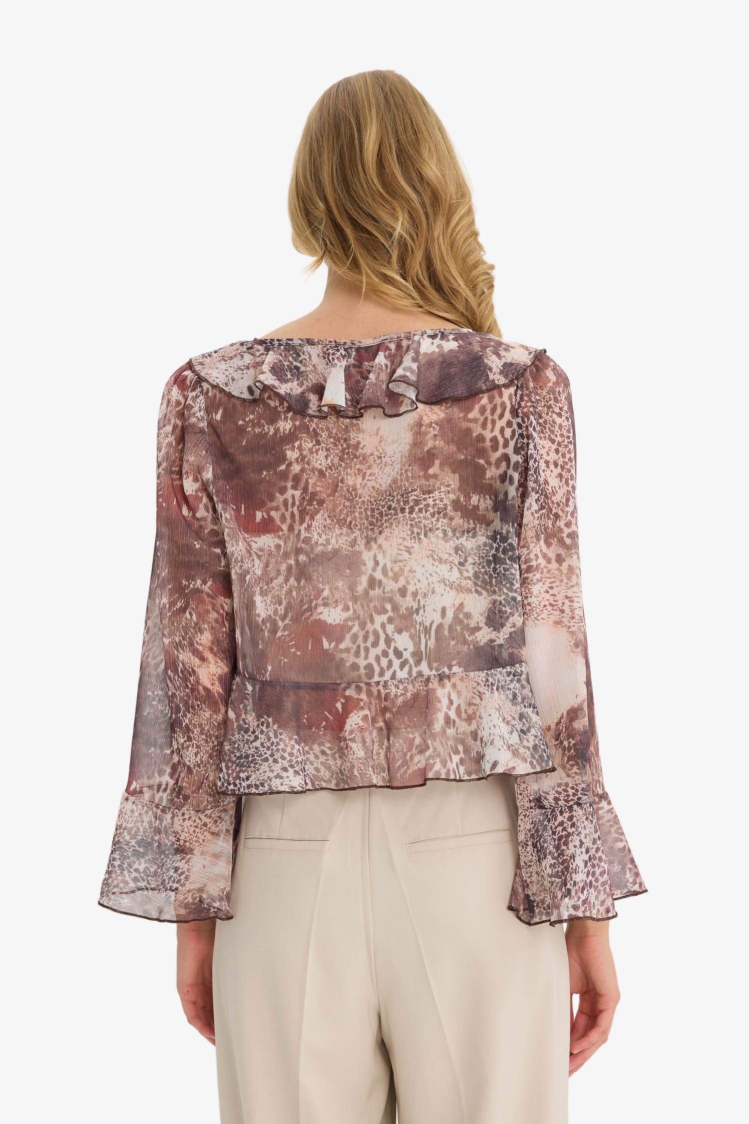 بلوزة كم طويل شيفون قصة عادية بياقة V