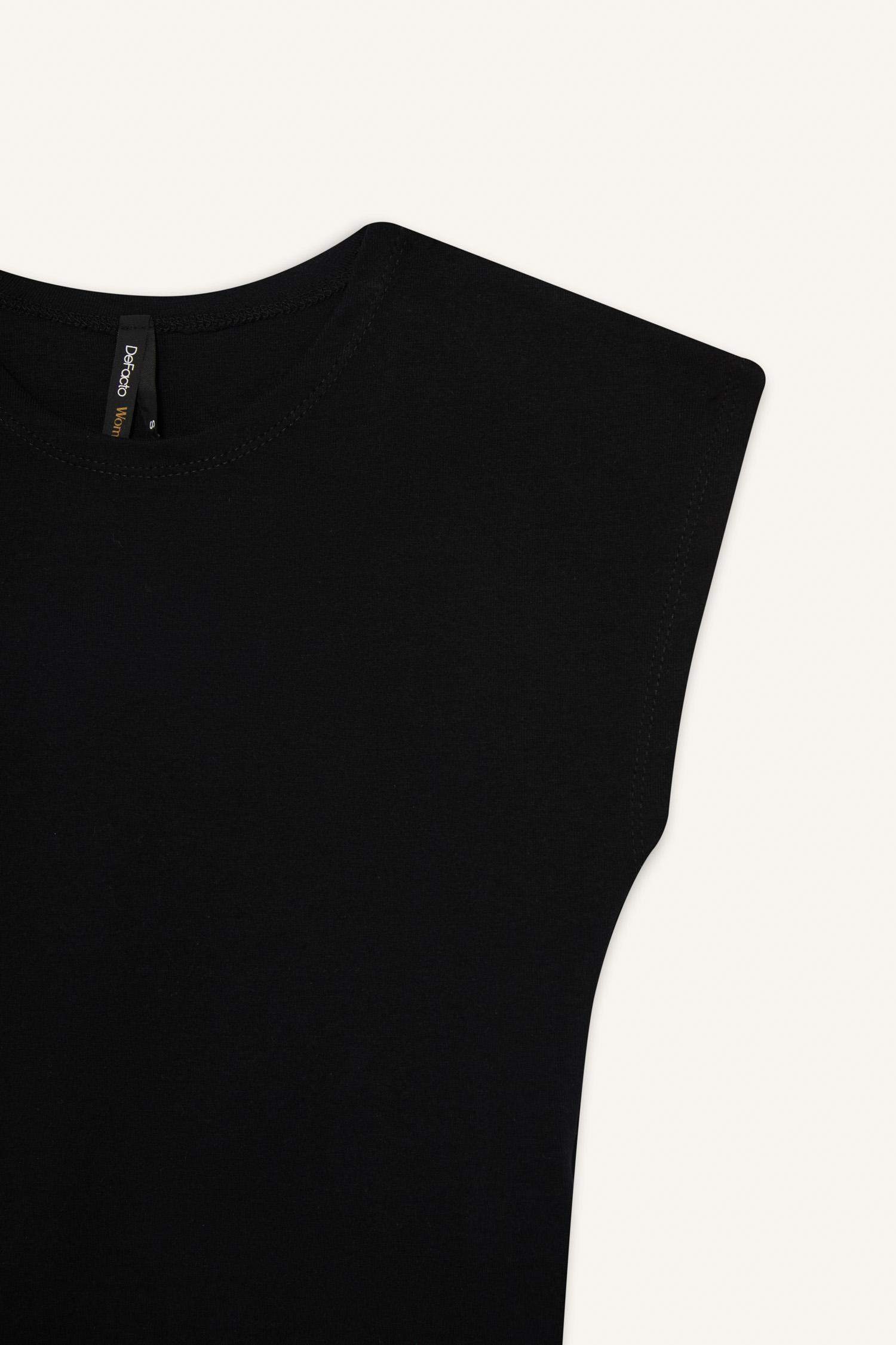 Fitted Bisiklet Yaka Kısa Kollu Tişört