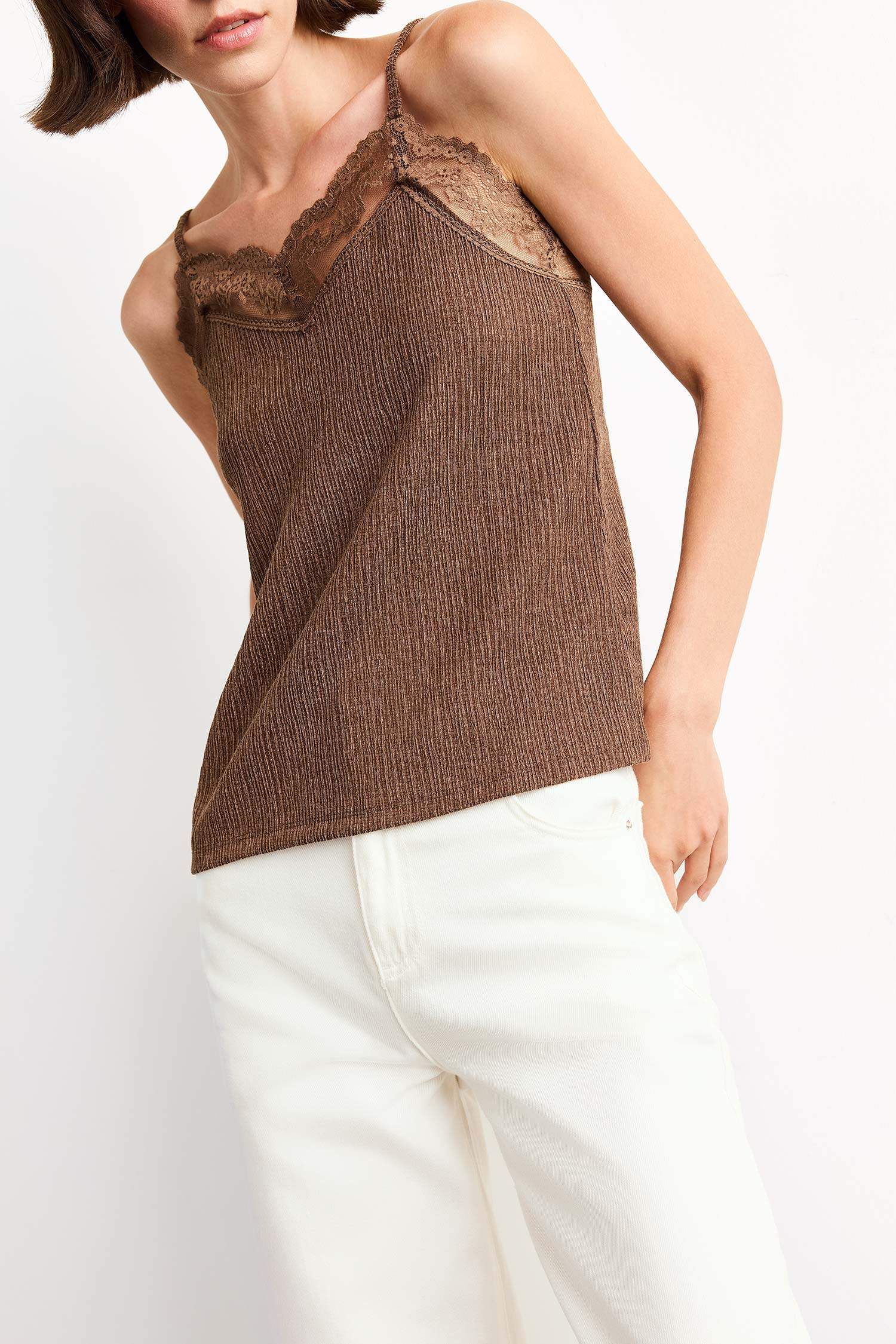 Fitted Bürümcük Dantel Atlet