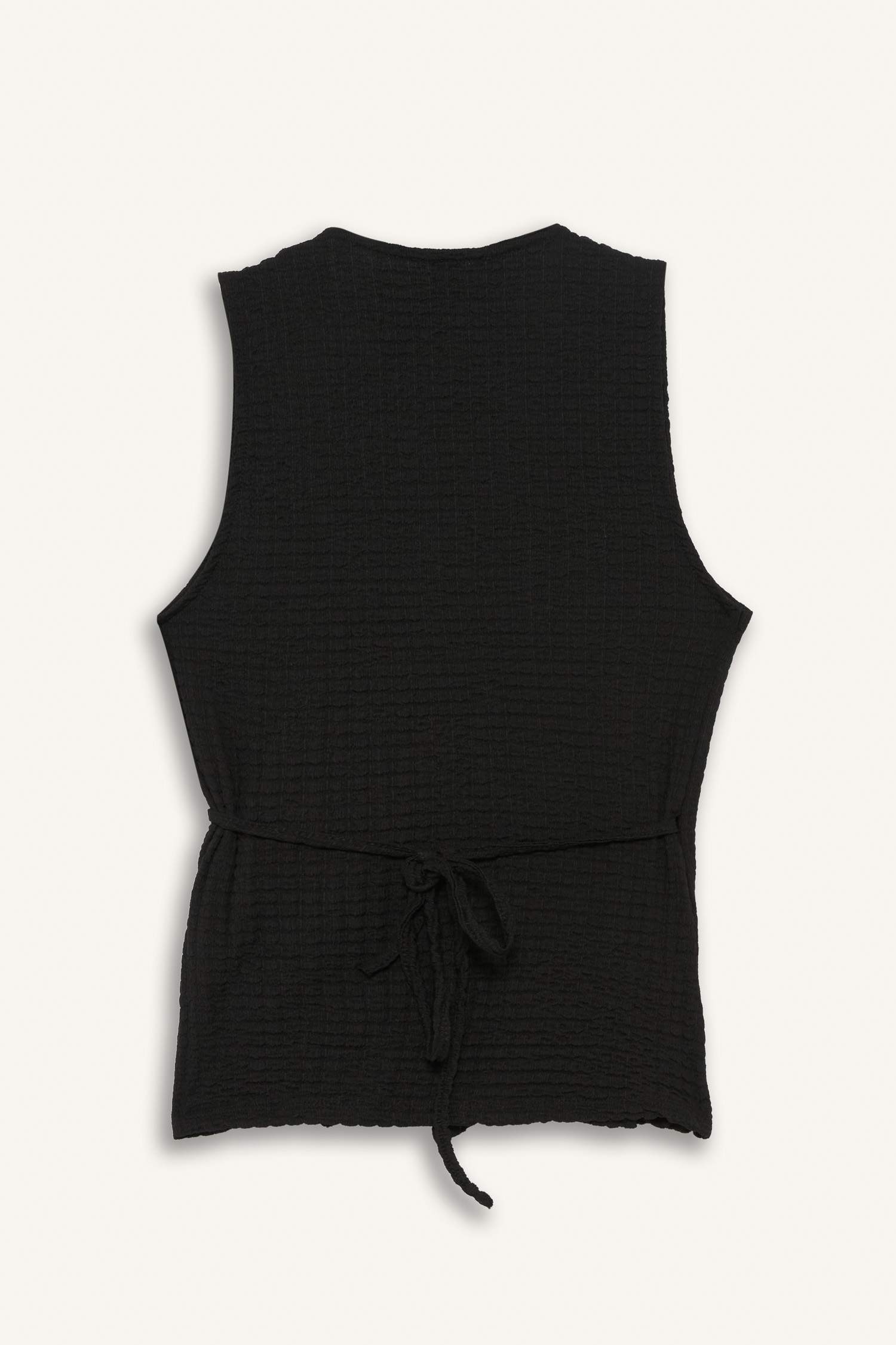 Fitted Önden Bağlamalı Bürümcük Kolsuz Bluz