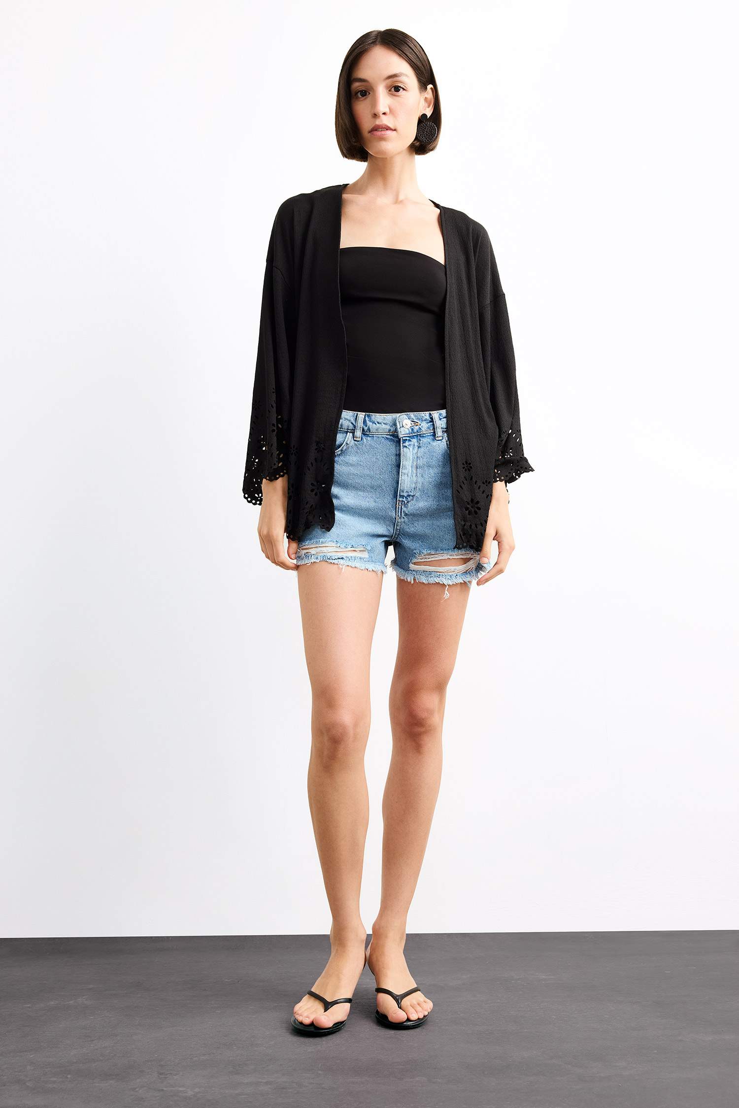 Fitted Bürümcük Brode Bağlamalı Uzun Kollu Bluz 