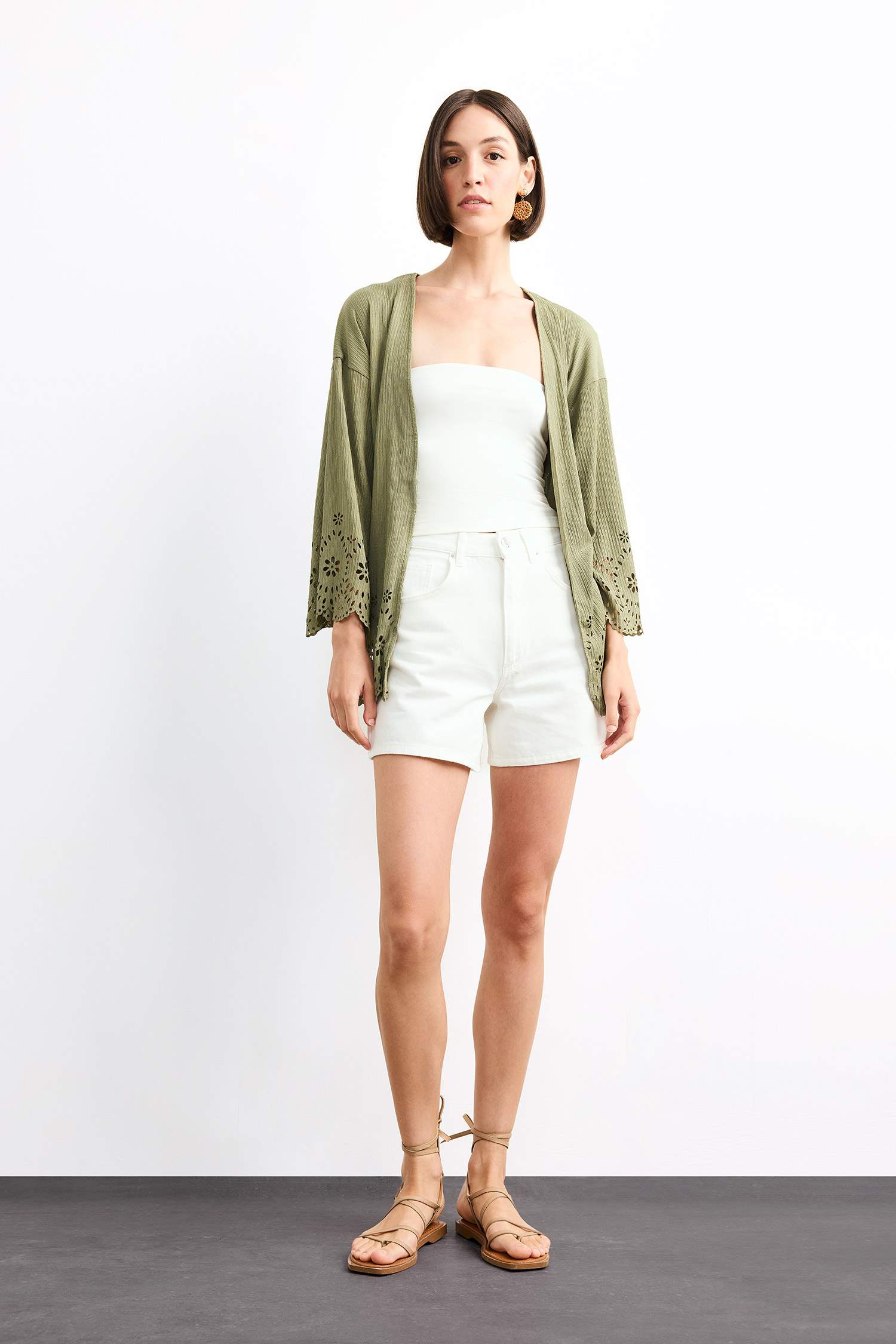 Fitted Bürümcük Brode Bağlamalı Uzun Kollu Bluz