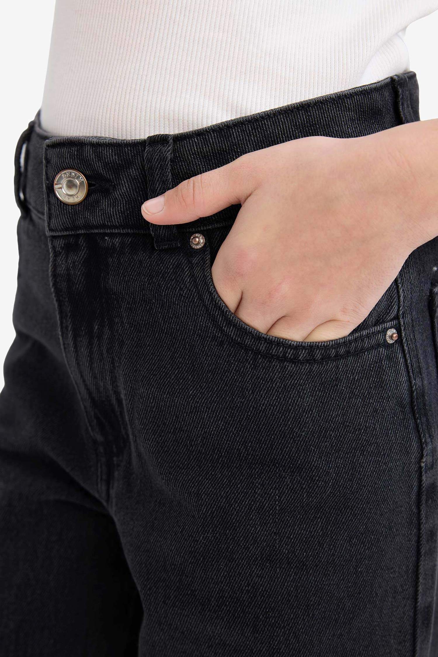 سروال بنات واسع ستايل التسعينات