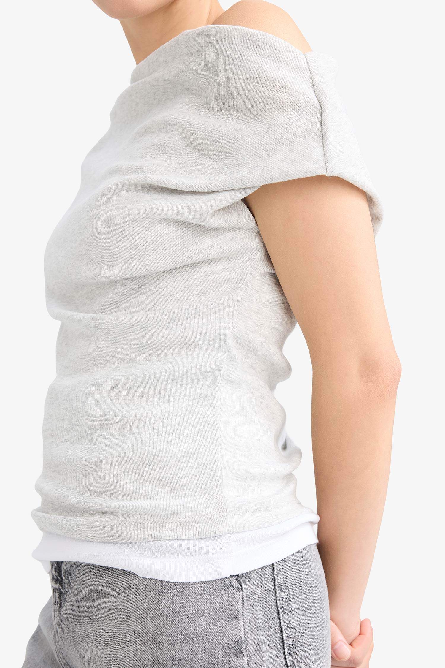 Slim Fit Dar Kesim Tek Omuzlu Ribana Kısa Kollu Tişört