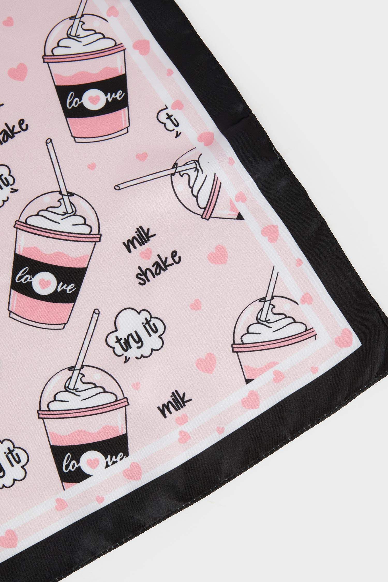 Kız Çocuk Desenli Saten Fular