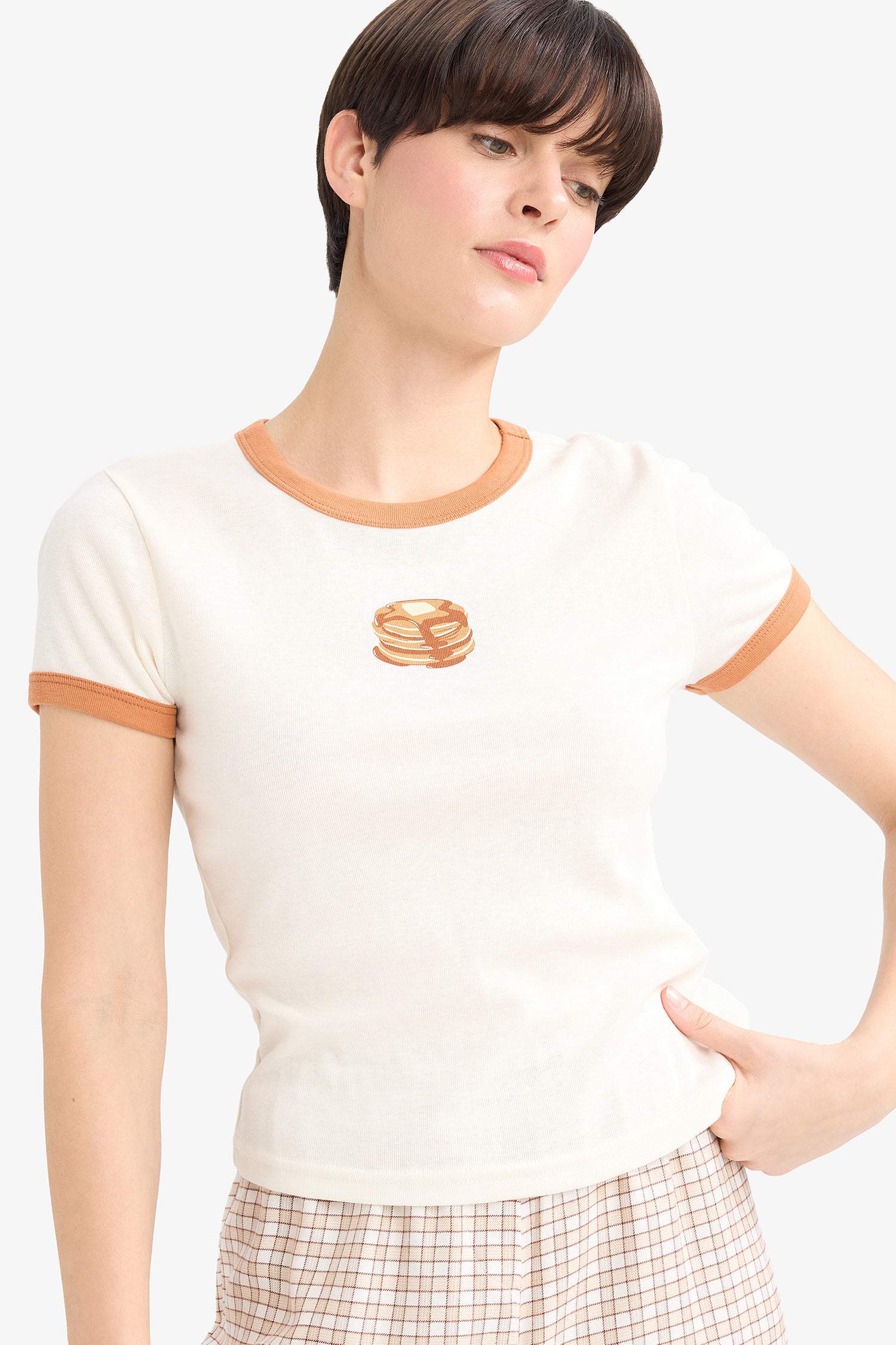 بلوزة بيجاما مخصر سليم فيت نص كم من Fall in Love