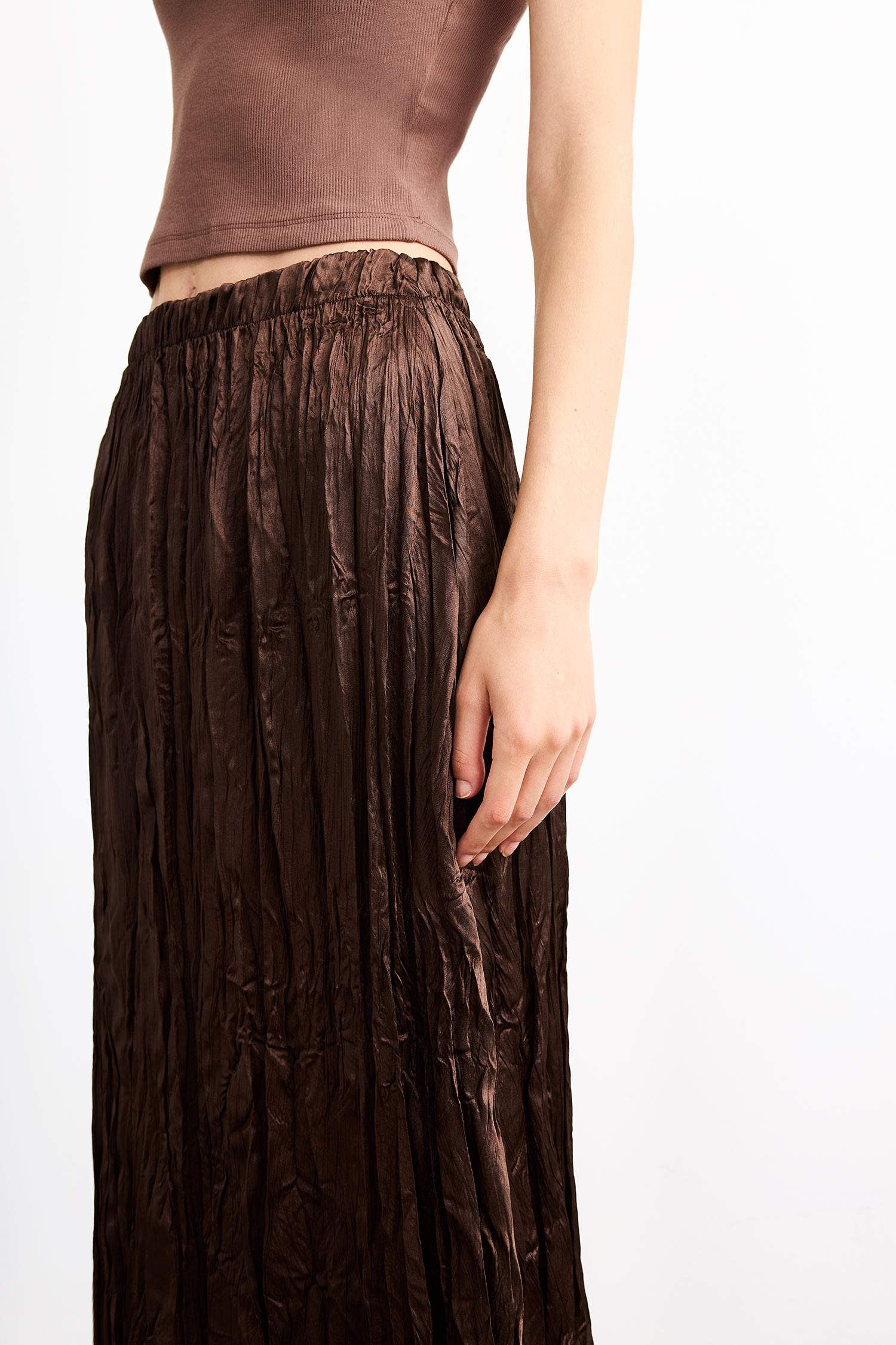 تنورة طويلة ستان قصة مريحة وخصر مطاطي