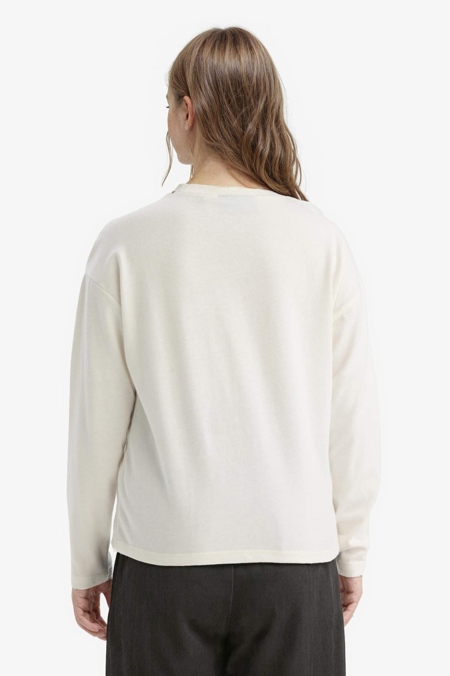 Girl Wednesday Loose Fit Crew Neck Long Sleeve T-Shirt