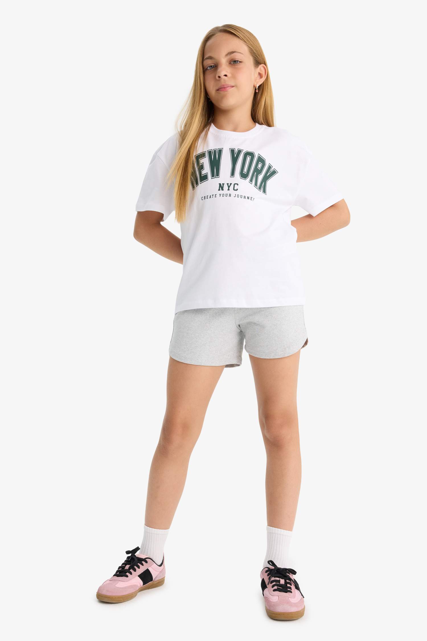 Kız Çocuk Relax Fit Bisiklet Yaka Baskılı Kısa Kollu Tişört