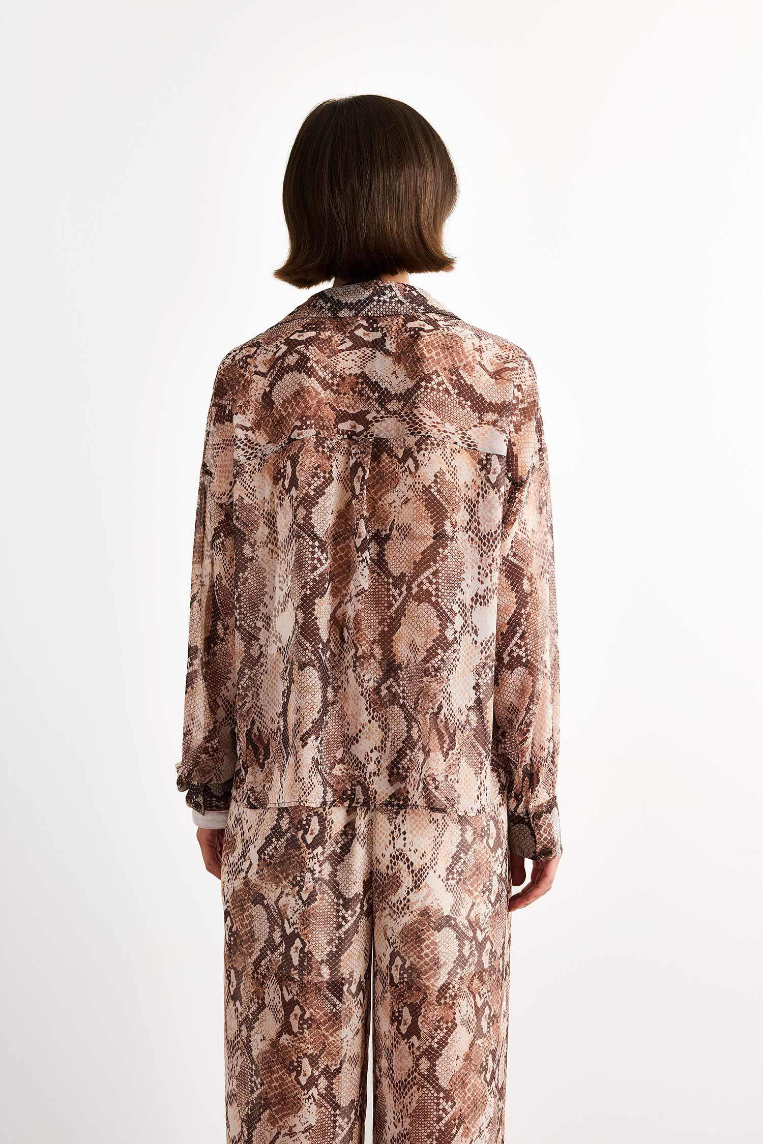 قميص ردن طويل شيفون قصة مريحة بياخة V