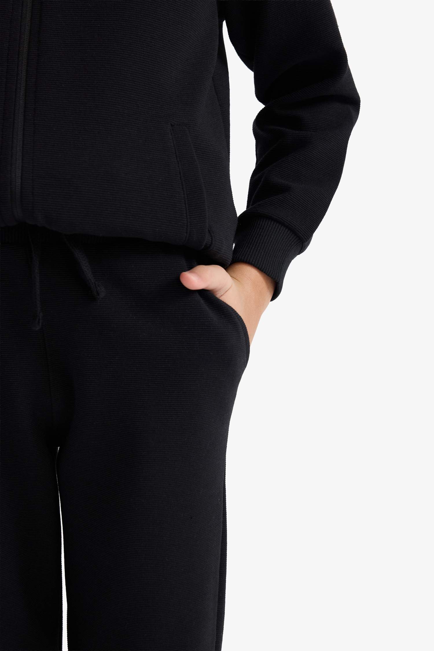 بنطلون سويت بانتس اولادي قصة عادية بخصر مطاطي