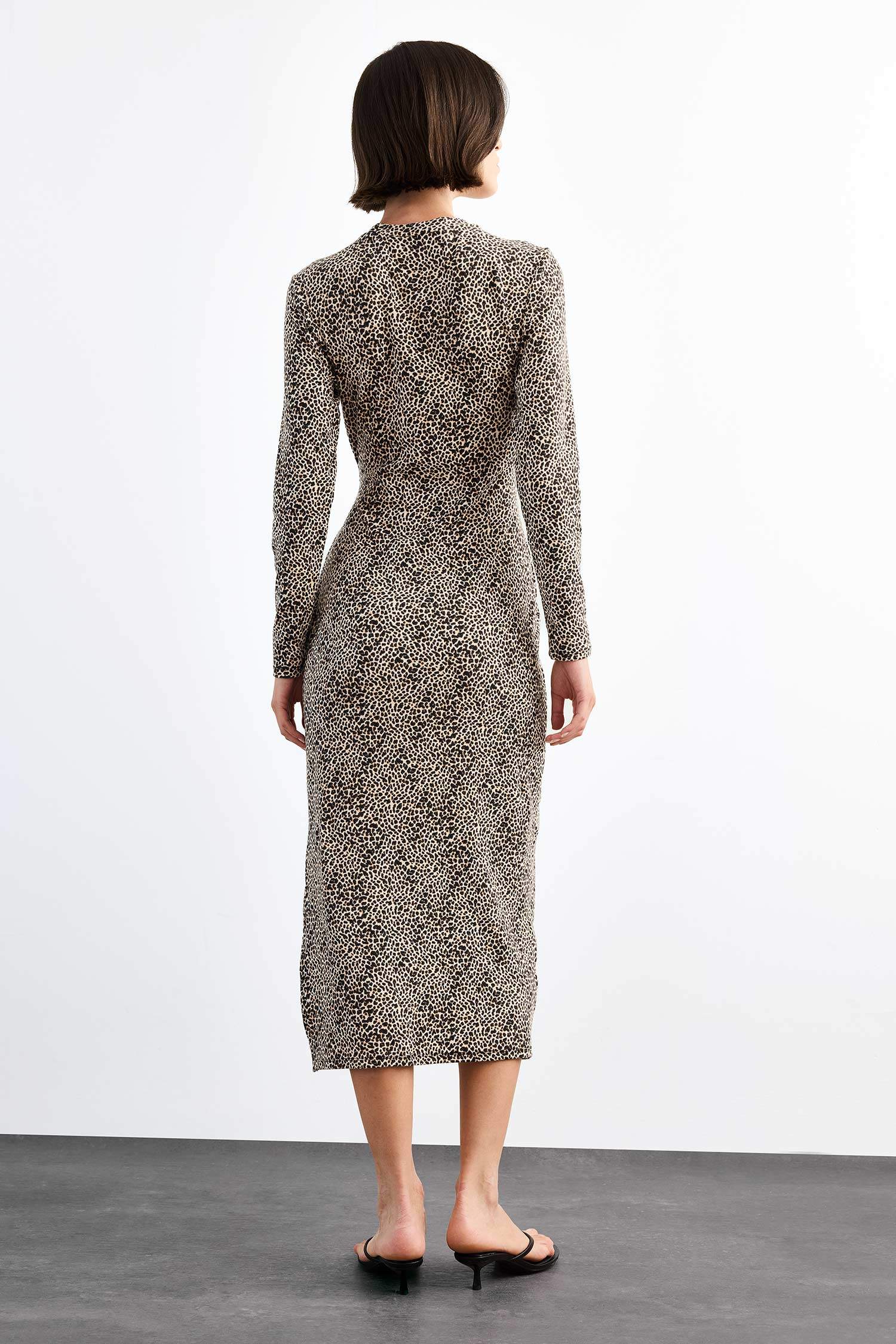 Leopar Desenli Twill Uzun Kollu Midi Elbise